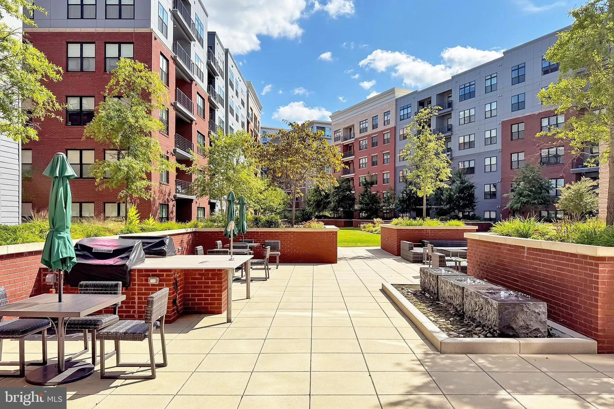 Property Slideshow image 56 of 66 | 2960 vaden dr # 2-103, Fairfax, VA, 22031