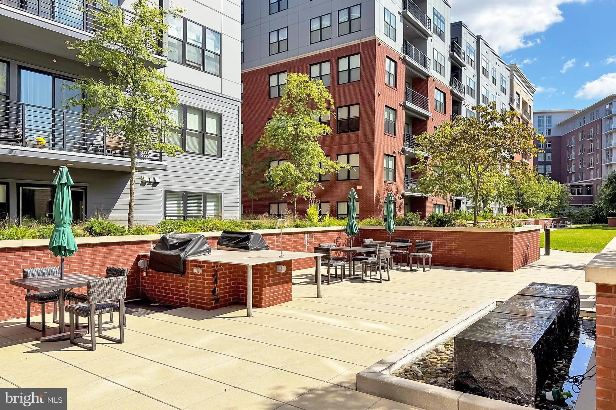 Property Slideshow image 57 of 66 | 2960 vaden dr # 2-103, Fairfax, VA, 22031