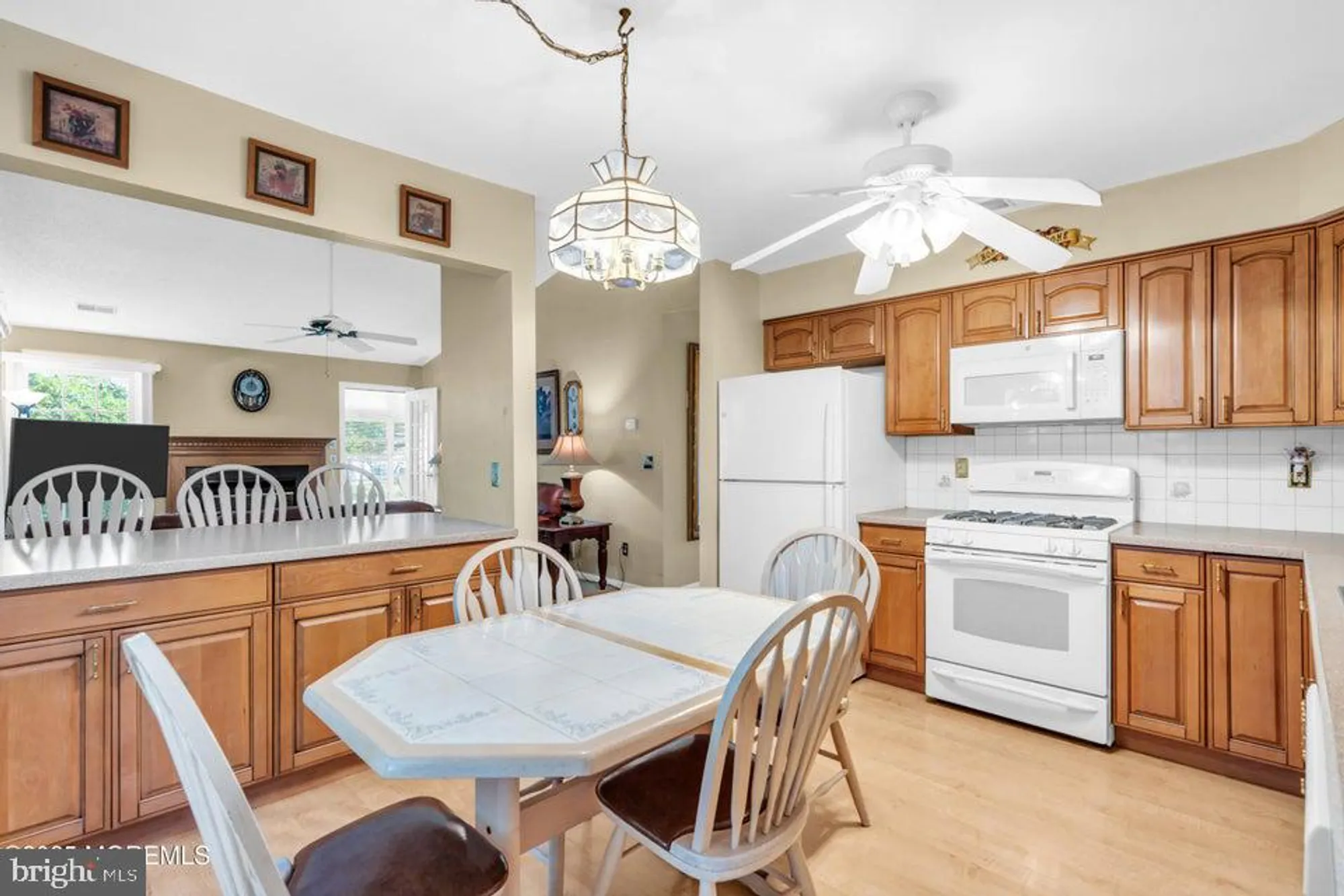 Property Slideshow image 11 of 19 | 1895 crimson ct, Toms River, NJ, 08755