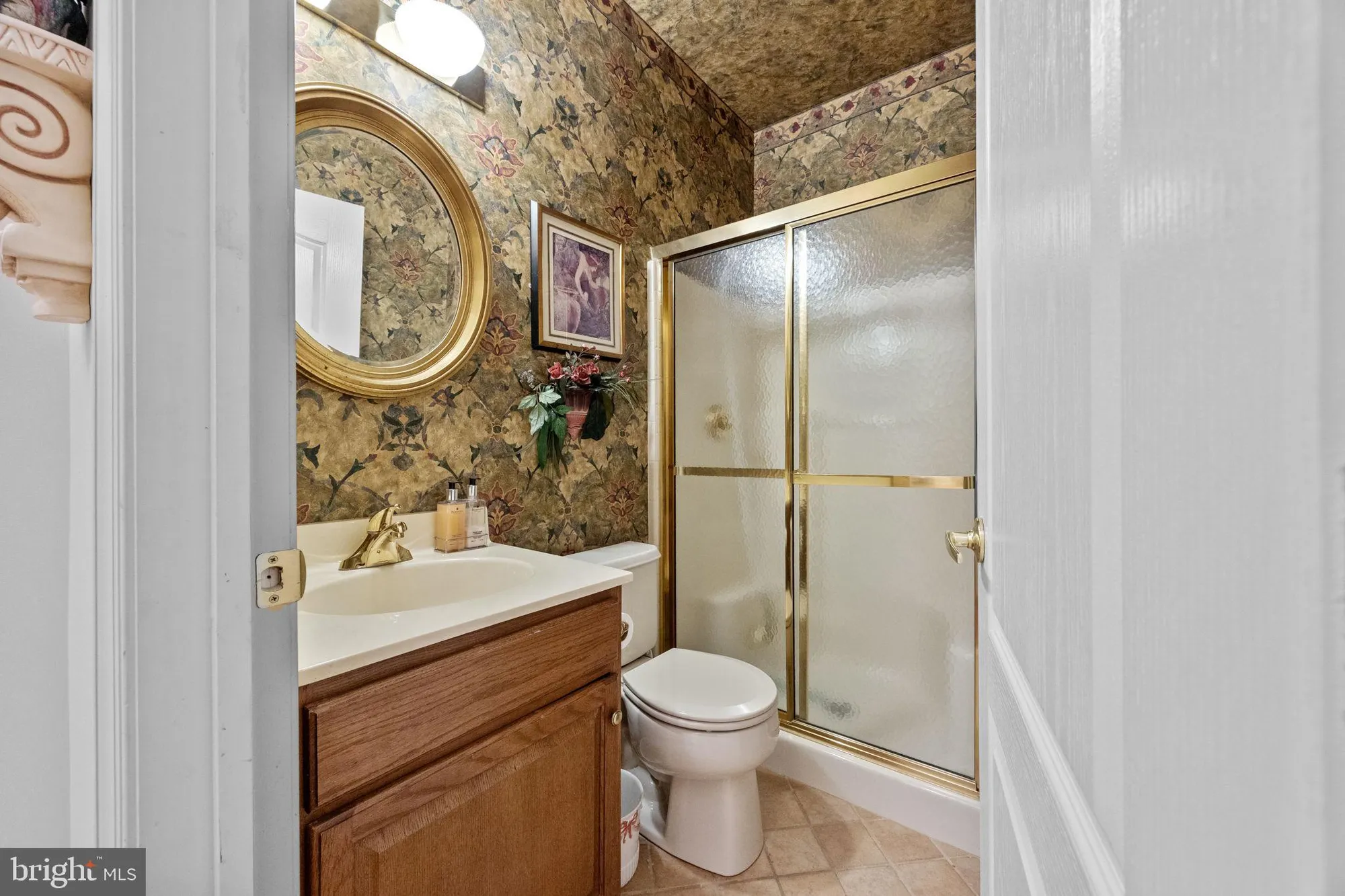 Property Slideshow image 18 of 33 | 61 legacy oaks dr, Richboro, PA, 18954
