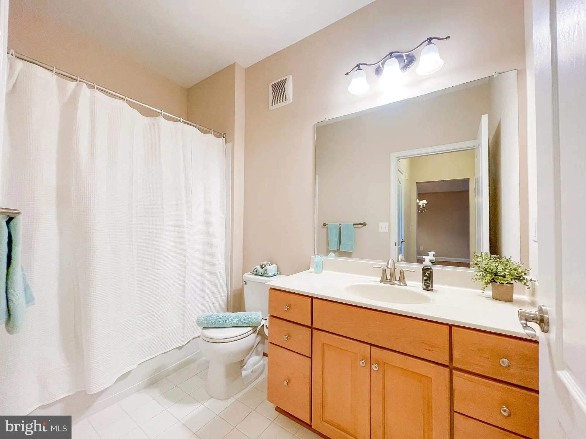Property Slideshow image 26 of 54 | 8612 wintergreen ct 105, Odenton, MD, 21113