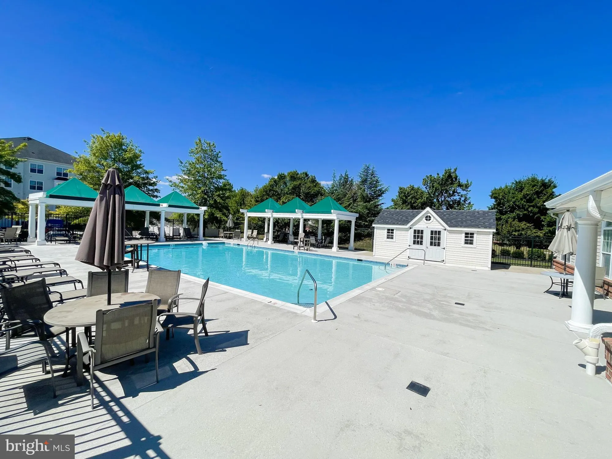 Property Slideshow image 40 of 54 | 8612 wintergreen ct 105, Odenton, MD, 21113