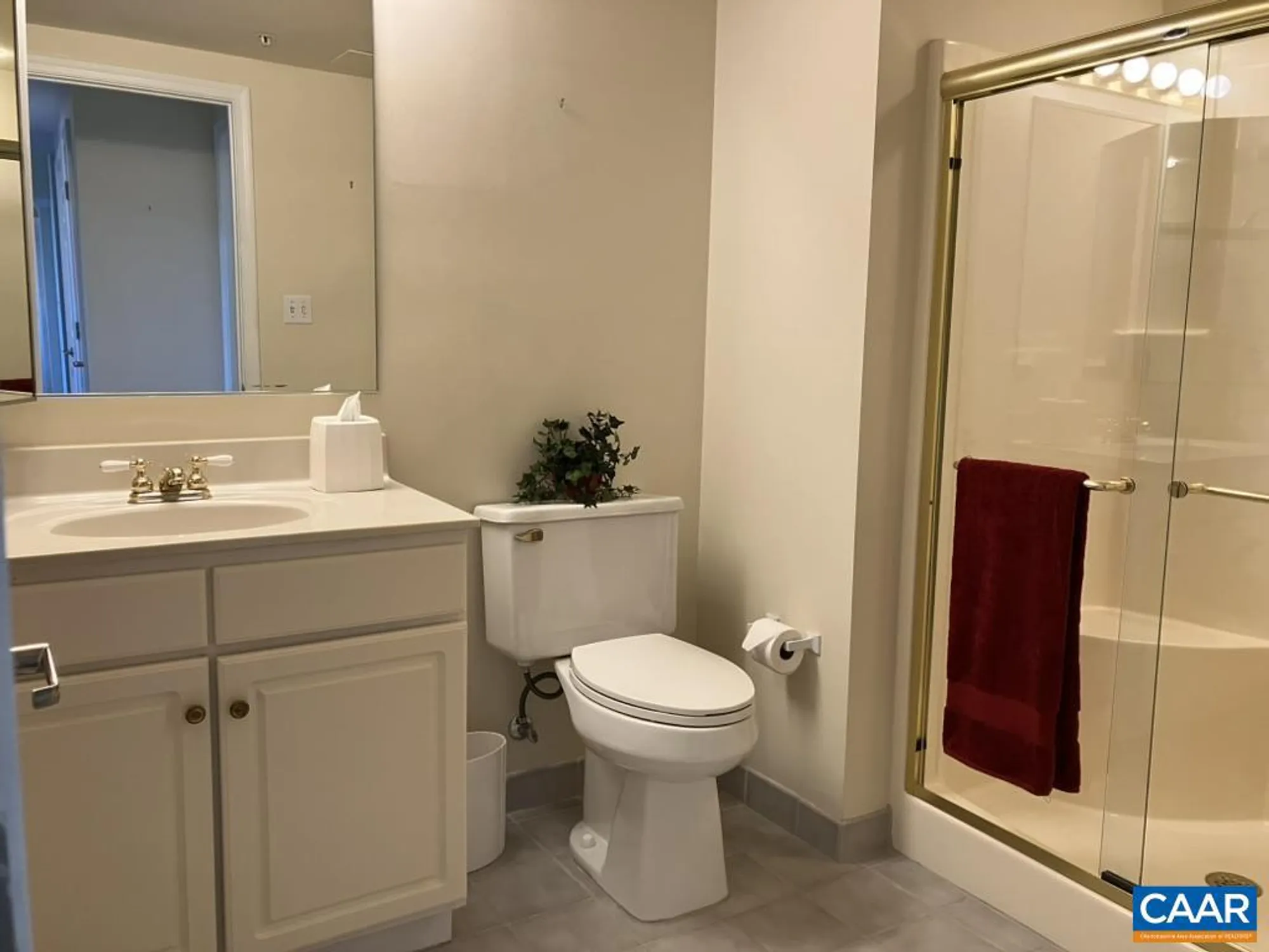 Property Slideshow image 21 of 38 | 500 crestwood dr 2306, Charlottesville, VA, 22903