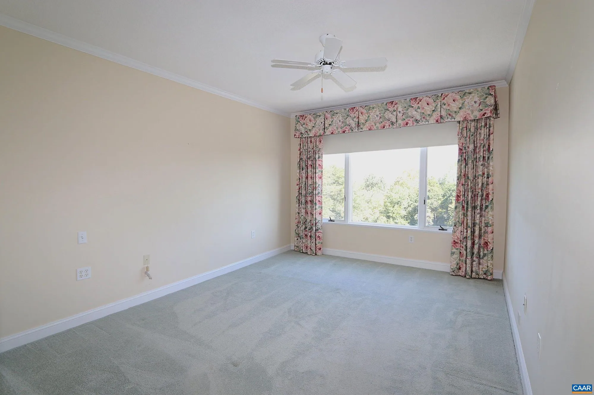 Property Slideshow image 15 of 38 | 500 crestwood dr 2306, Charlottesville, VA, 22903