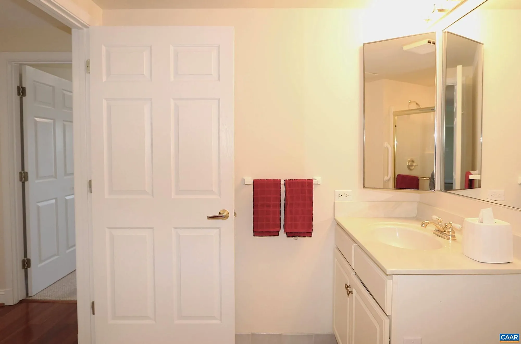 Property Slideshow image 22 of 38 | 500 crestwood dr 2306, Charlottesville, VA, 22903