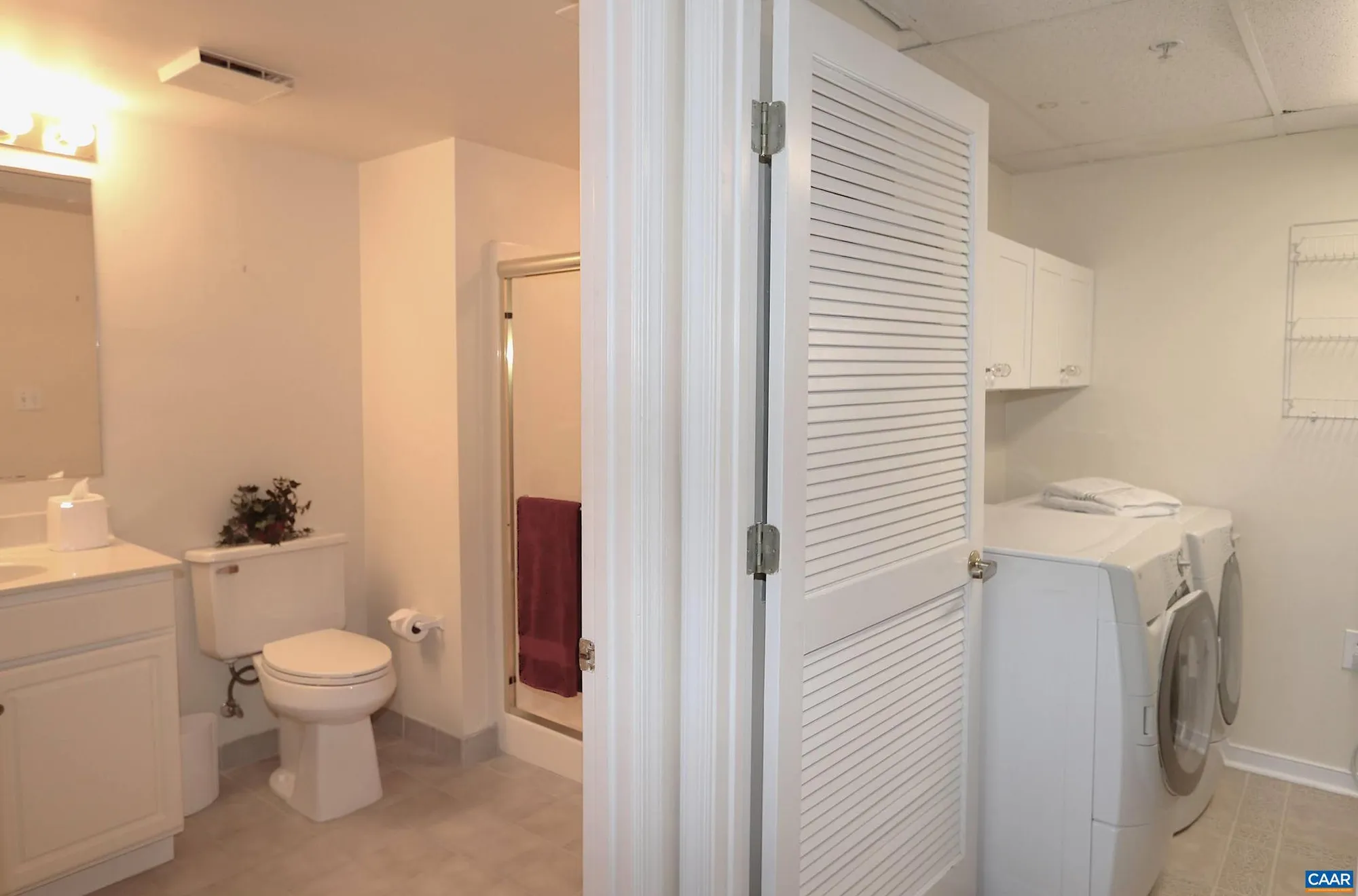 Property Slideshow image 23 of 38 | 500 crestwood dr 2306, Charlottesville, VA, 22903