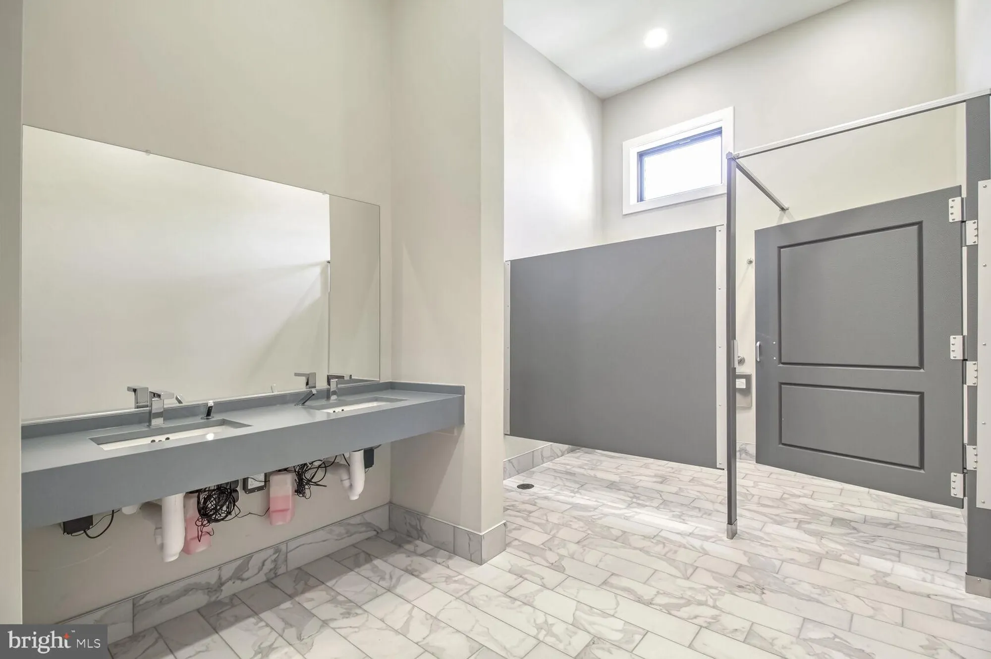 Property Slideshow image 34 of 36 | 13210 petrel st unit 3304, Clarksburg, MD, 20871