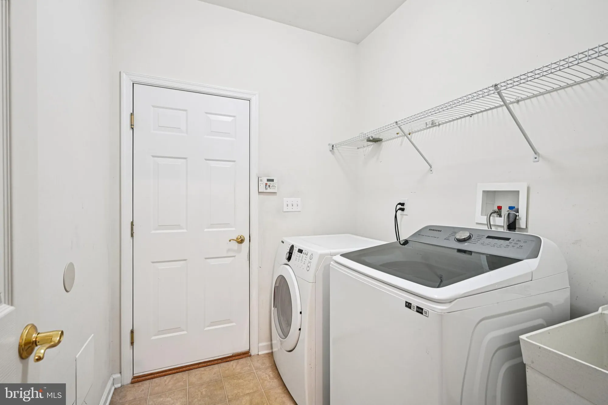 Property Slideshow image 24 of 57 | 4 woodcrest ct, Berlin, NJ, 08009