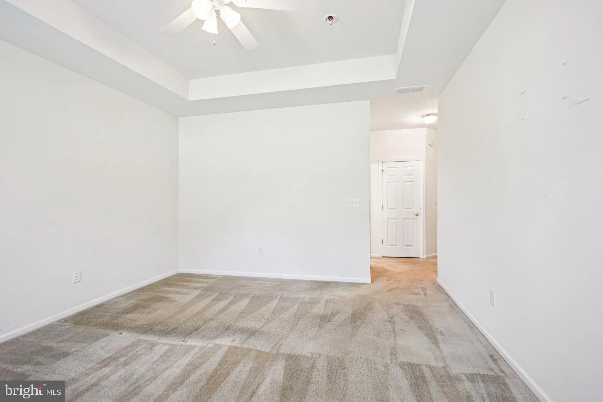 Property Slideshow image 31 of 57 | 4 woodcrest ct, Berlin, NJ, 08009