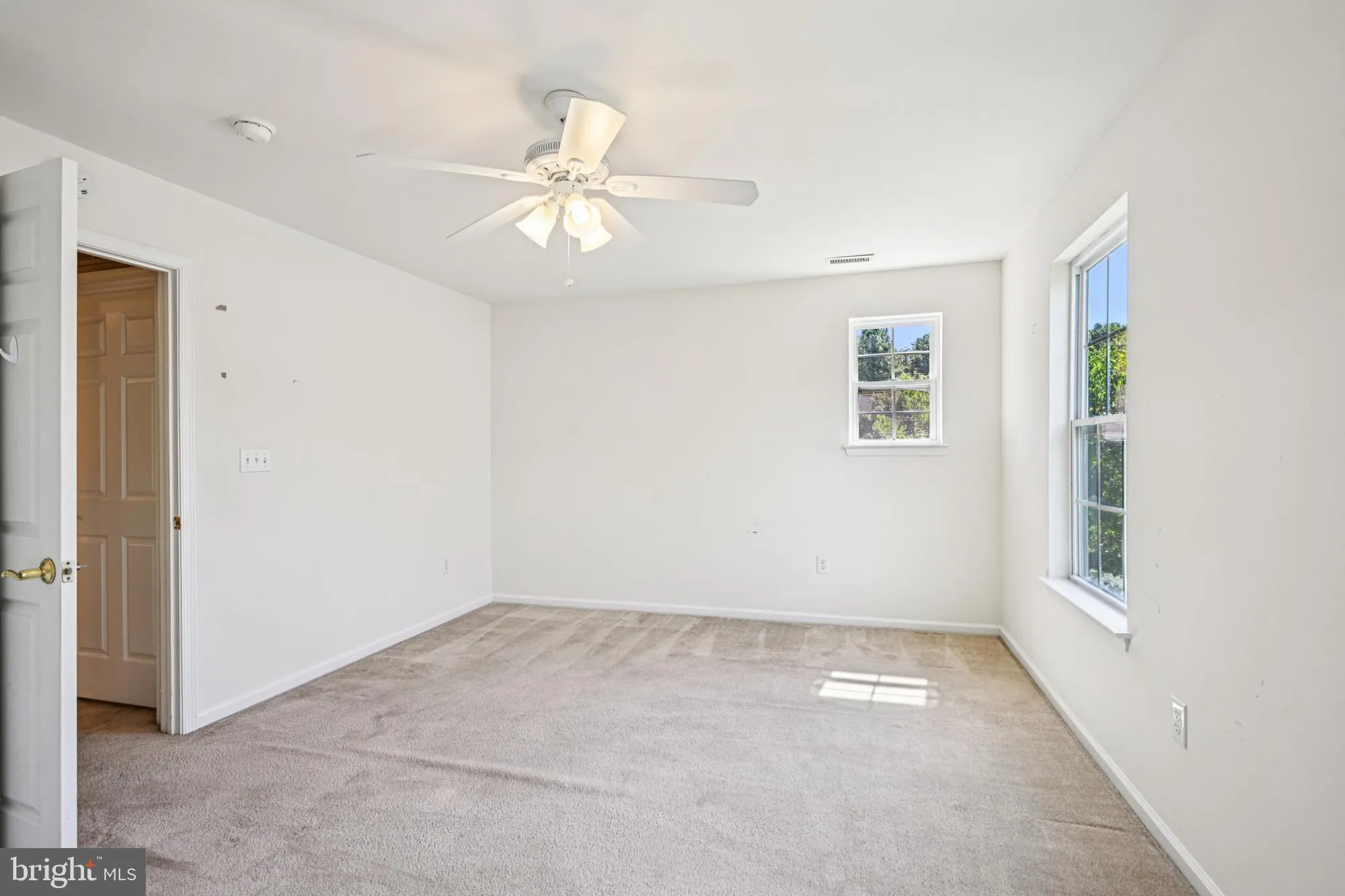 Property Slideshow image 37 of 57 | 4 woodcrest ct, Berlin, NJ, 08009