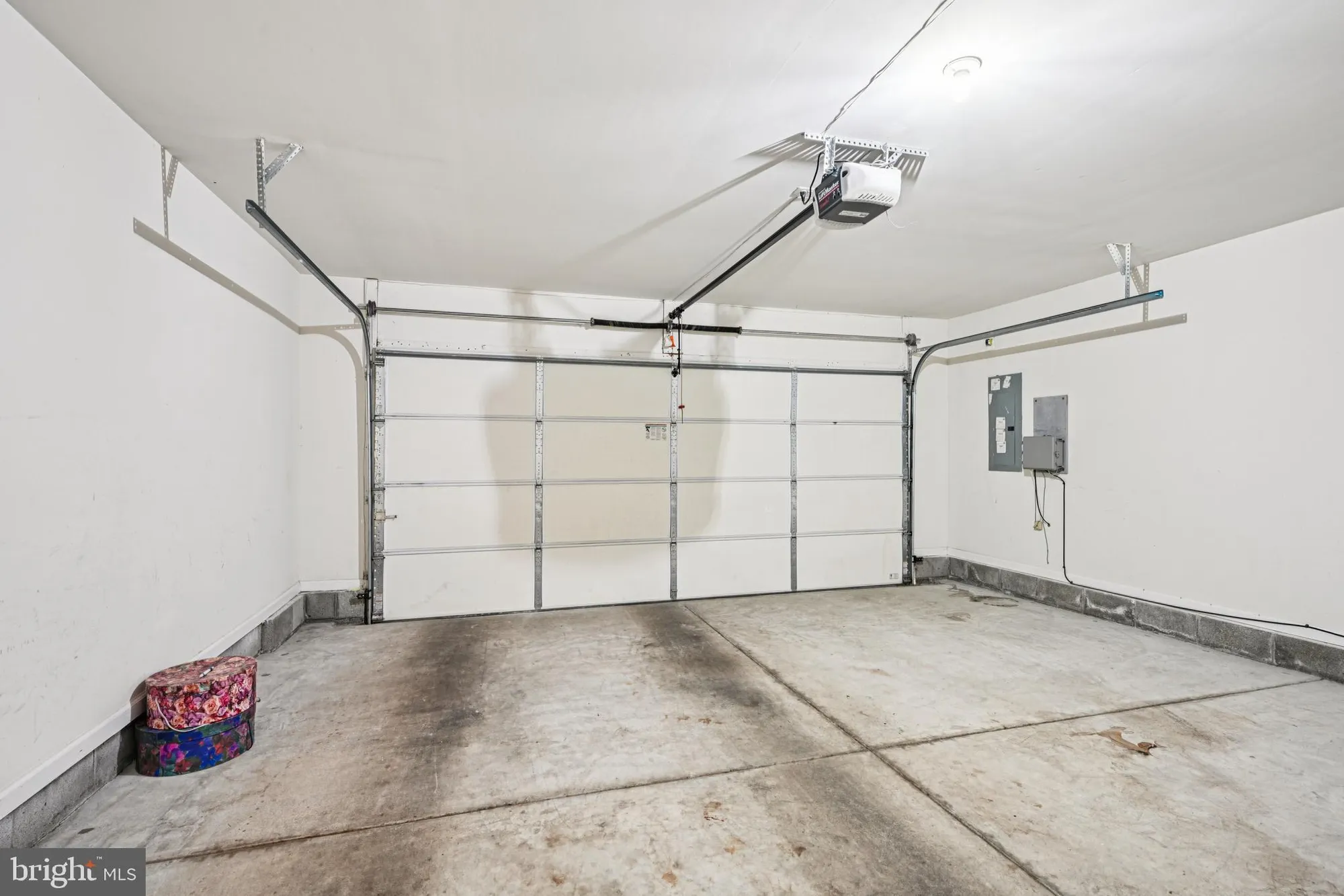 Property Slideshow image 38 of 57 | 4 woodcrest ct, Berlin, NJ, 08009