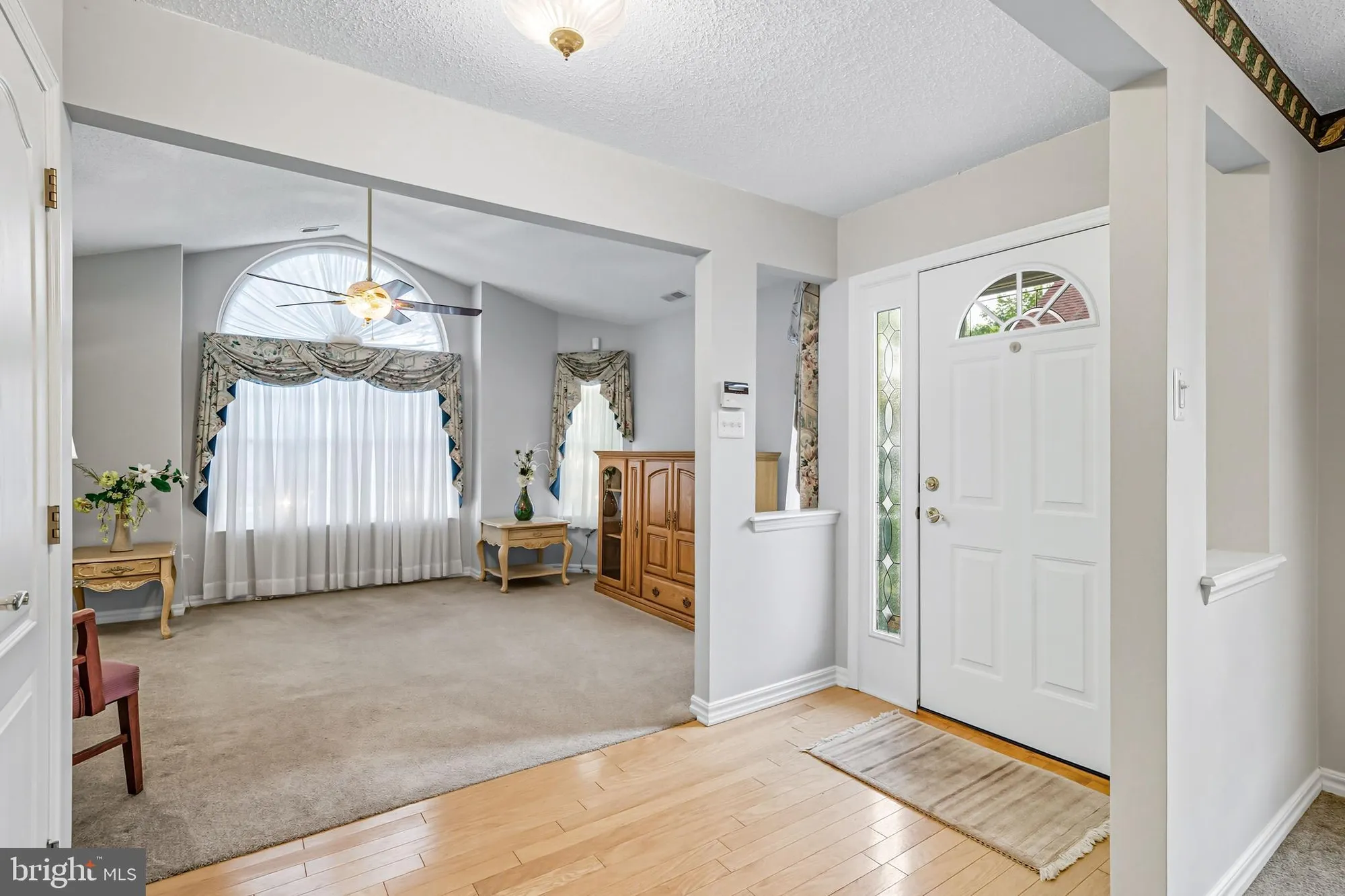 Property Slideshow image 5 of 25 | 624 riviera dr, Williamstown, NJ, 08094