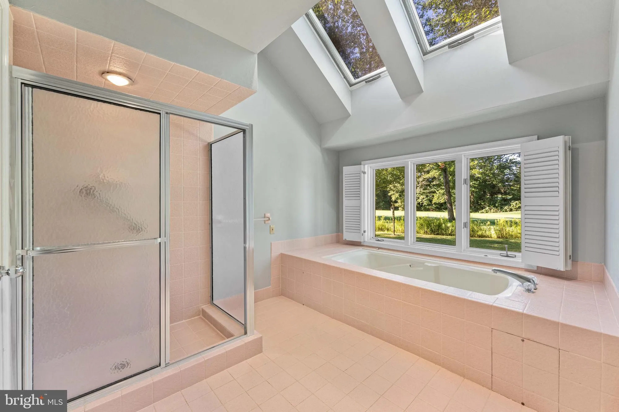 Property Slideshow image 22 of 42 | 975 kennett way, West Chester, PA, 19380