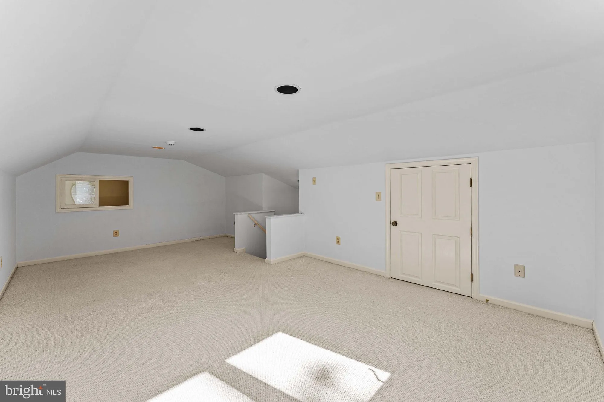 Property Slideshow image 30 of 42 | 975 kennett way, West Chester, PA, 19380