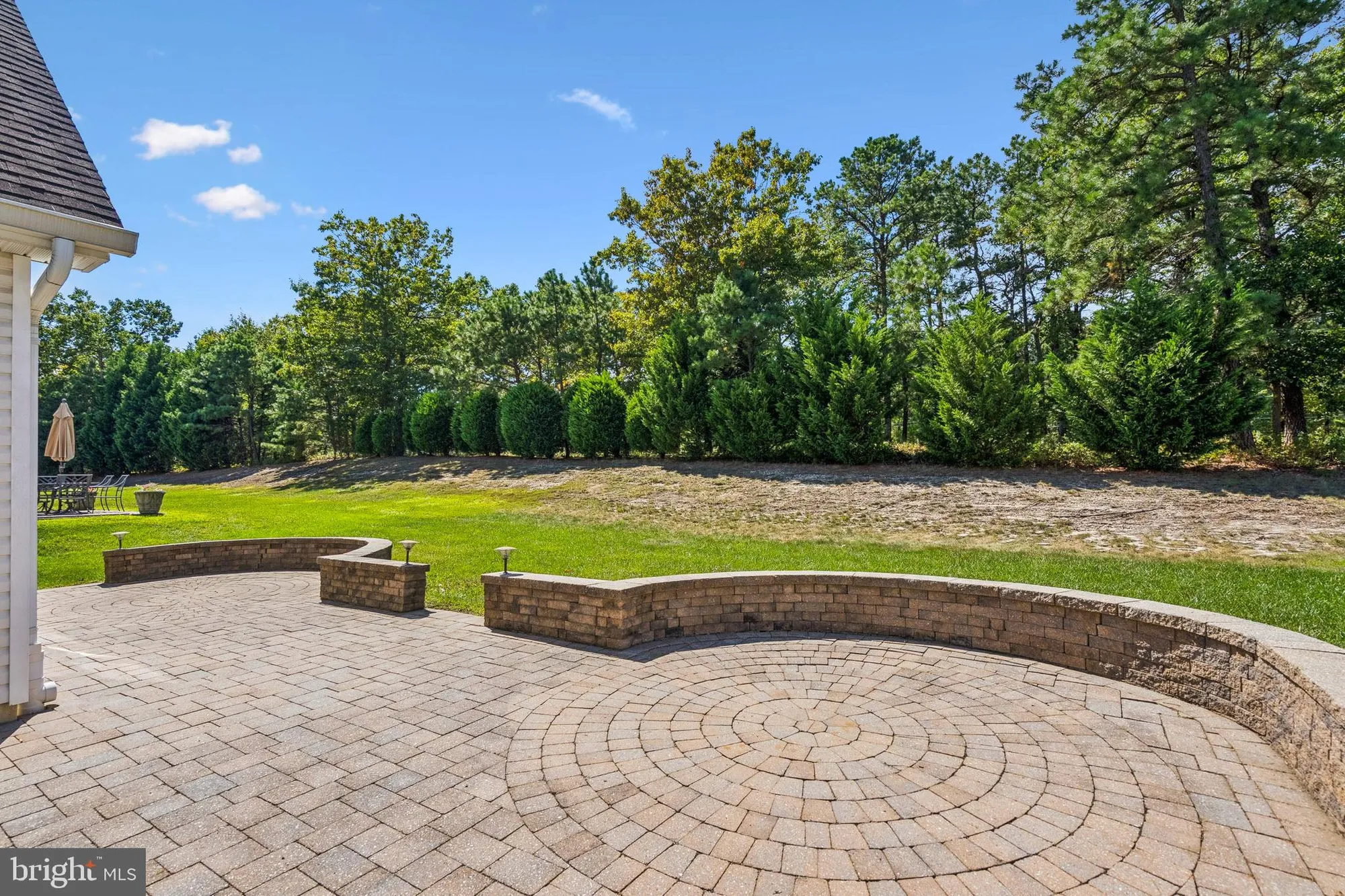 Property Slideshow image 24 of 33 | 7 honeysuckle dr, Manahawkin, NJ, 08050