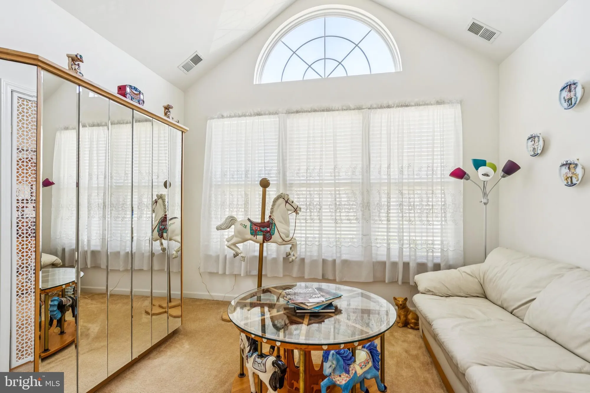 Property Slideshow image 9 of 33 | 7 honeysuckle dr, Manahawkin, NJ, 08050