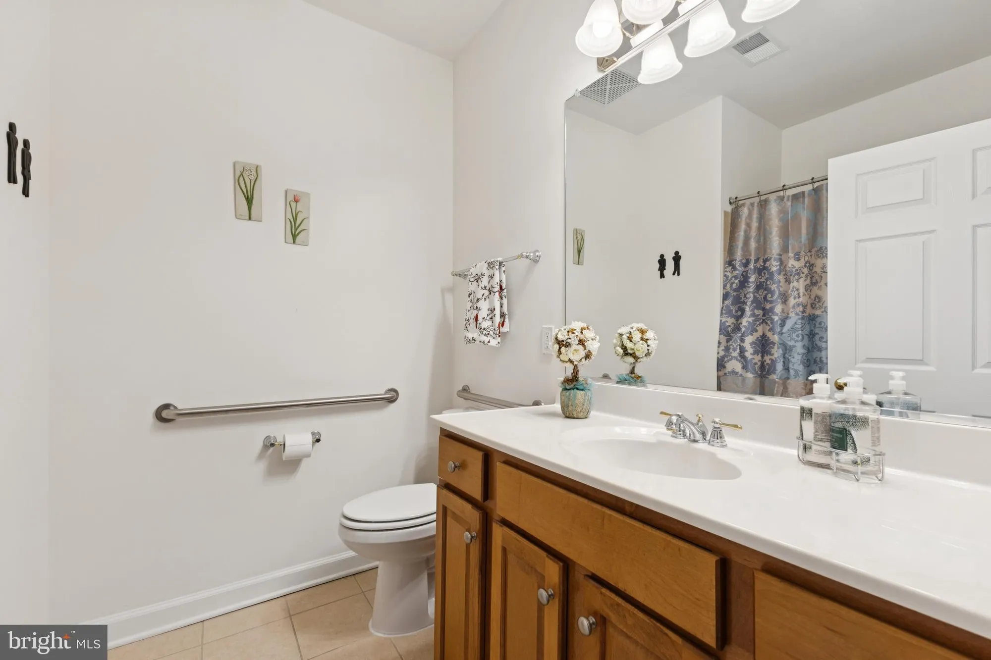 Property Slideshow image 14 of 24 | 44485 chamberlain ter unit 200, Ashburn, VA, 20147