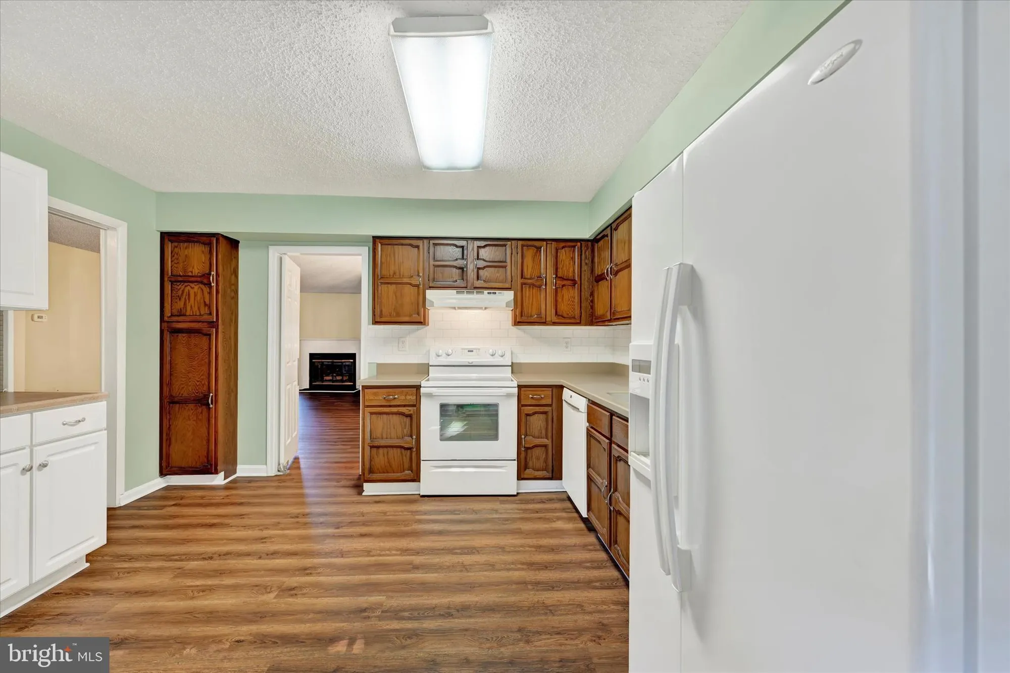 Property Slideshow image 8 of 85 | 1012 mastline dr, Annapolis, MD, 21401