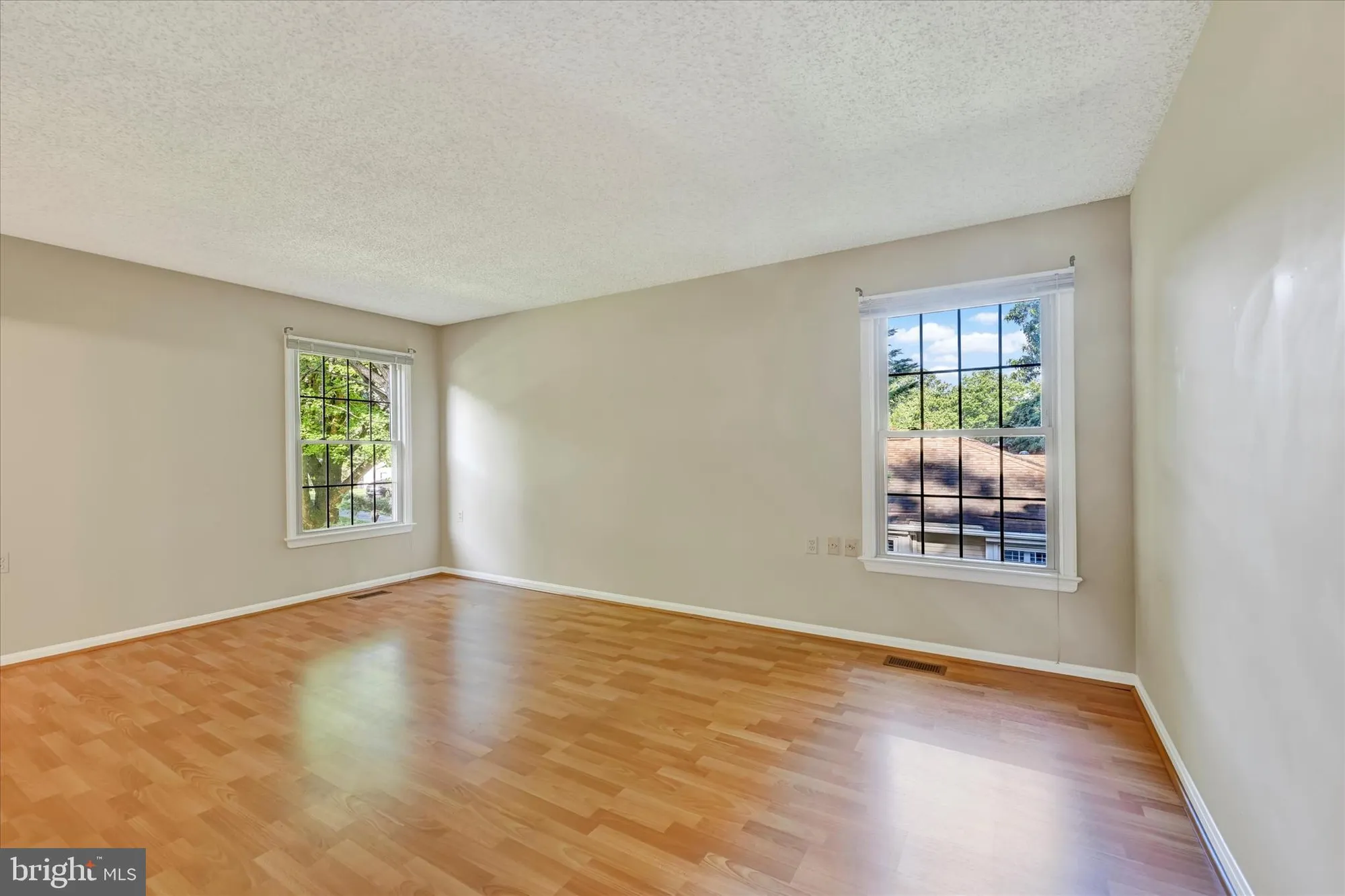 Property Slideshow image 24 of 85 | 1012 mastline dr, Annapolis, MD, 21401