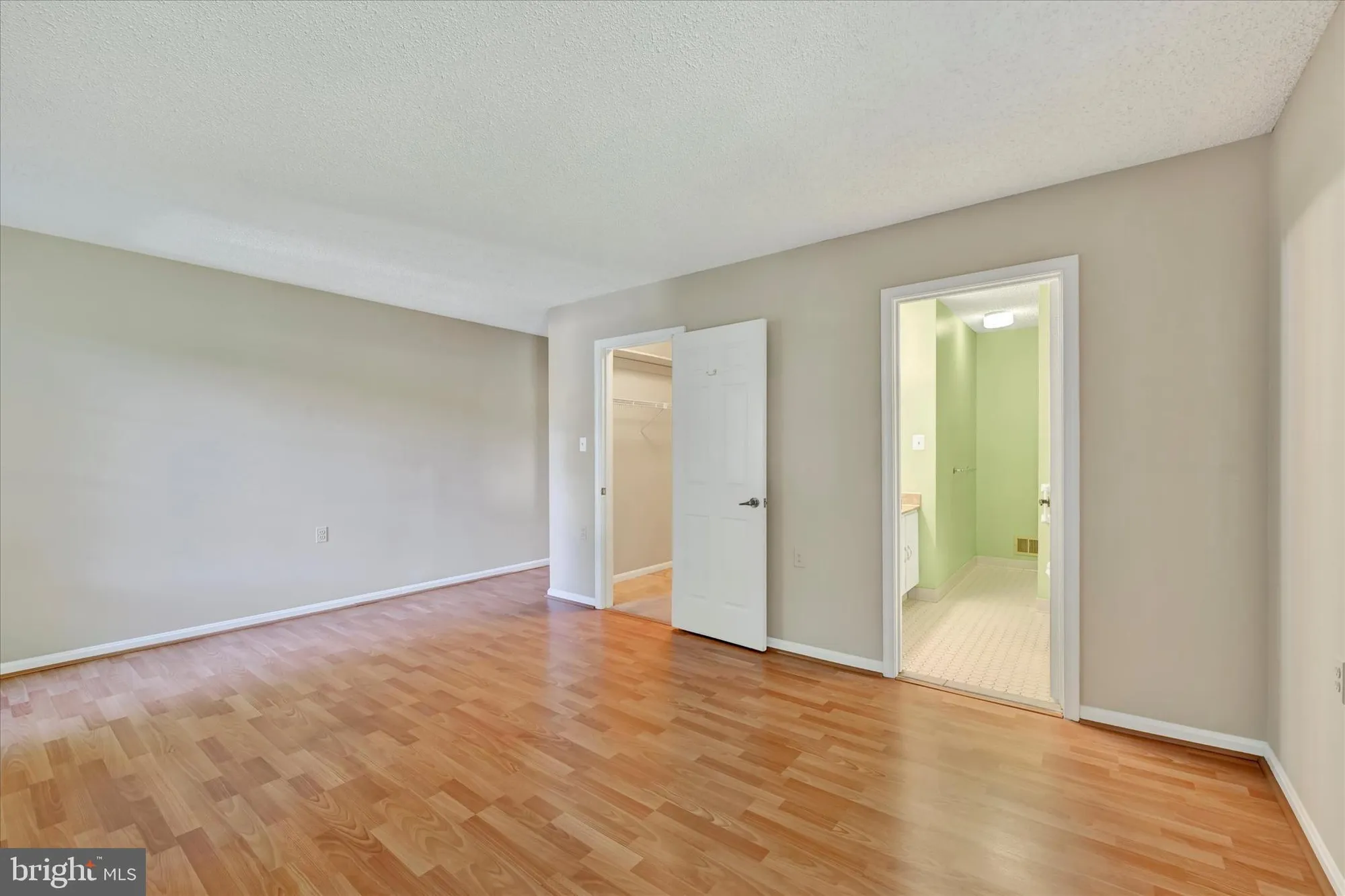 Property Slideshow image 25 of 85 | 1012 mastline dr, Annapolis, MD, 21401