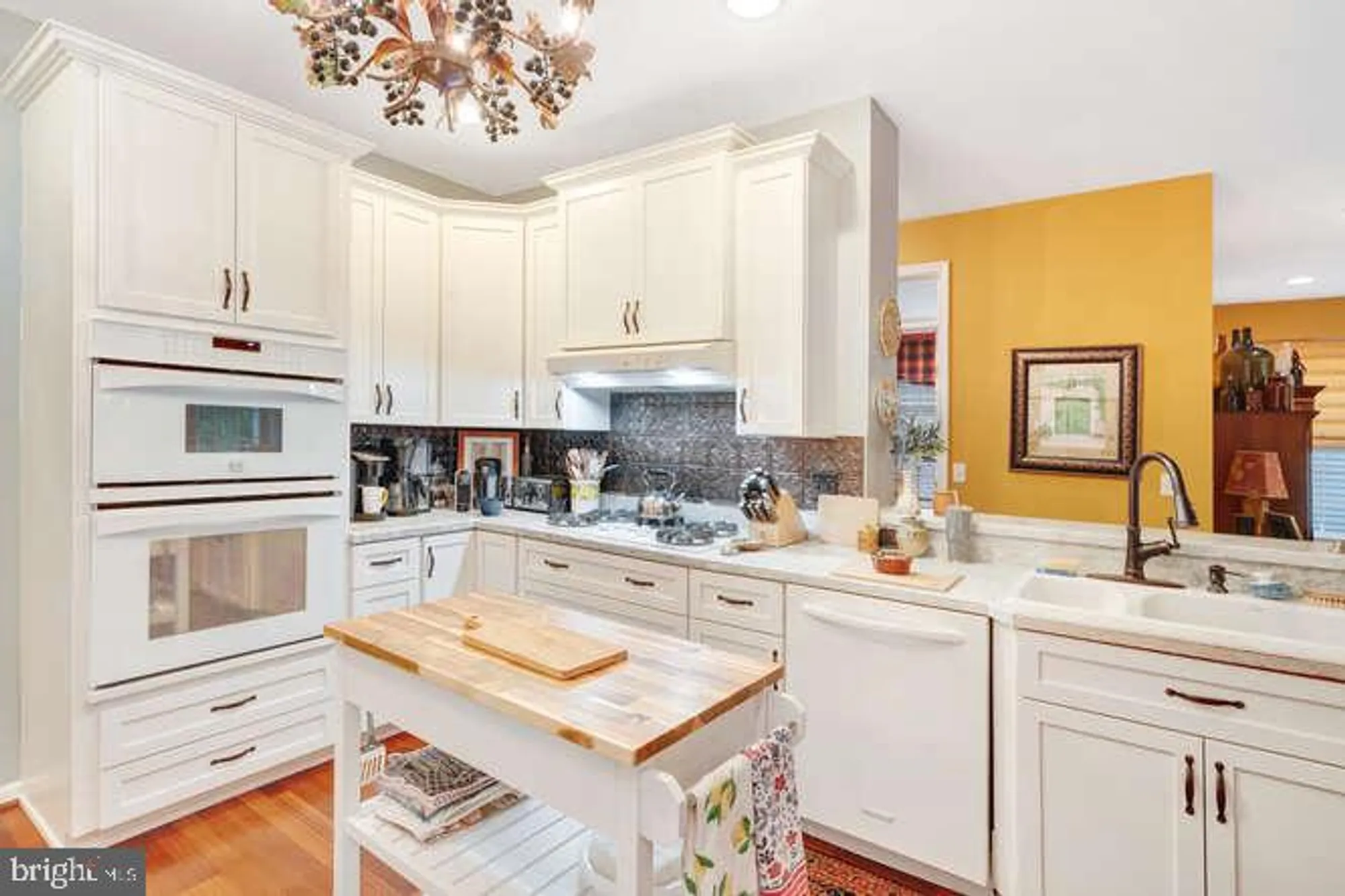 Property Slideshow image 14 of 30 | 18 mission way, Barnegat, NJ, 08005