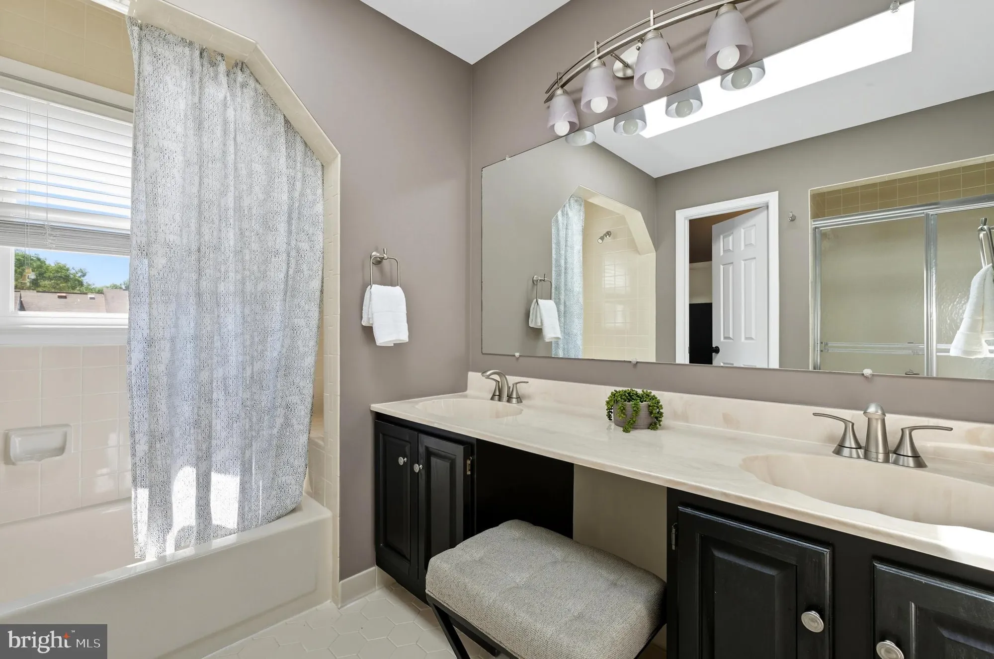 Property Slideshow image 28 of 47 | 1007 boom ct, Annapolis, MD, 21401