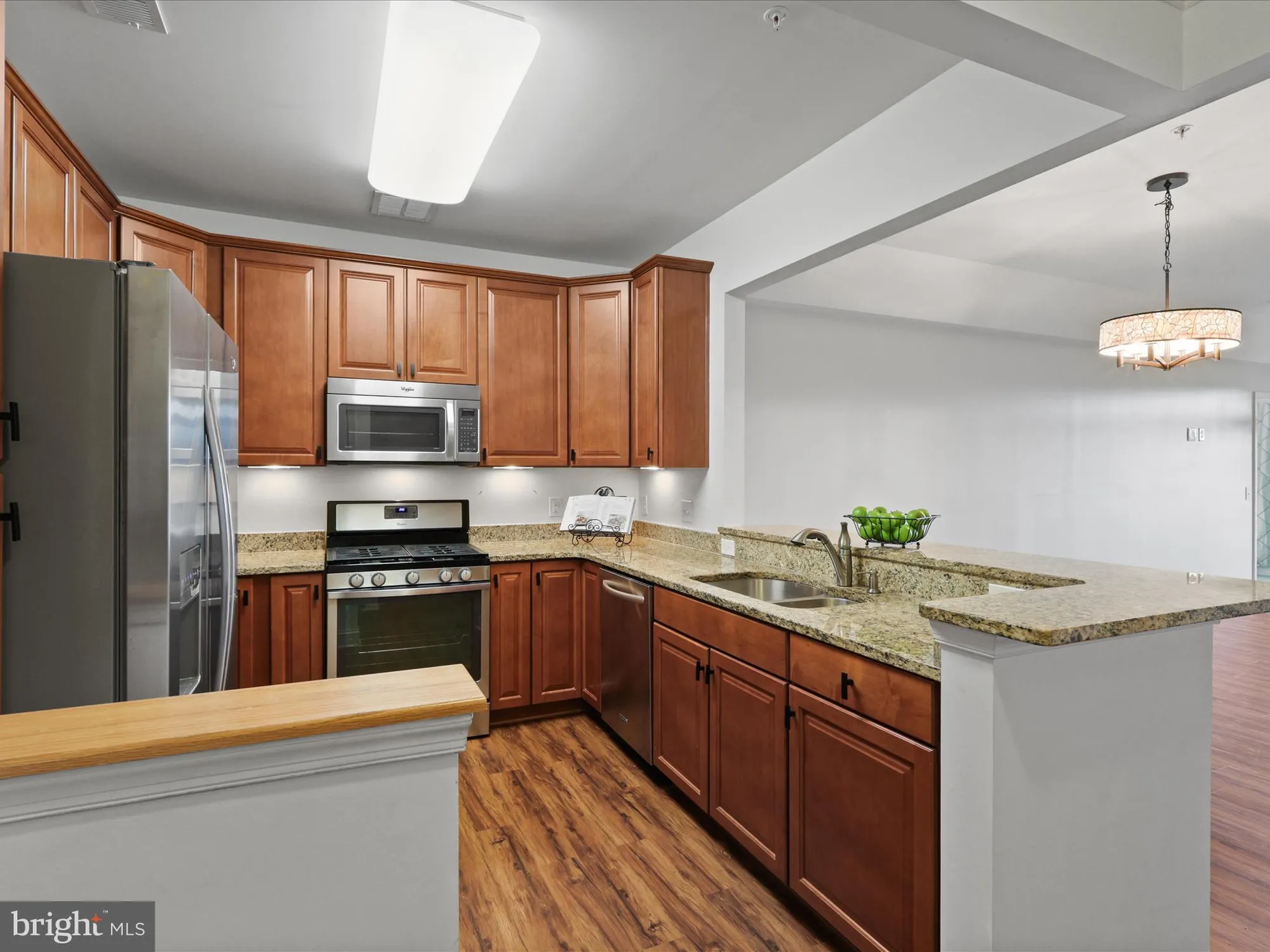 Property Slideshow image 4 of 55 | 9204 charleston dr unit 404, Manassas, VA, 20110