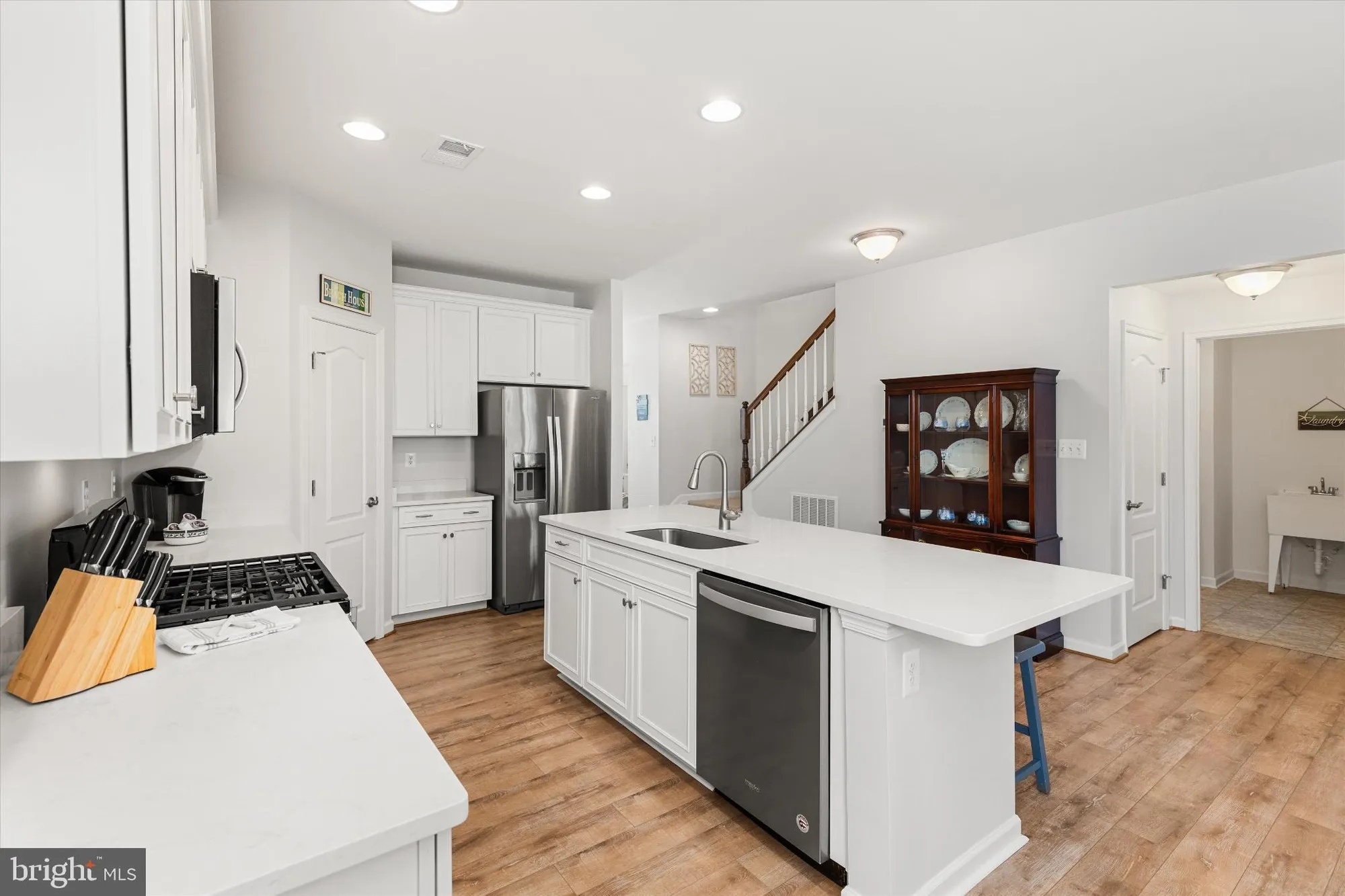 Property Slideshow image 9 of 62 | 19127 greys neck ct, Millville, DE, 19967