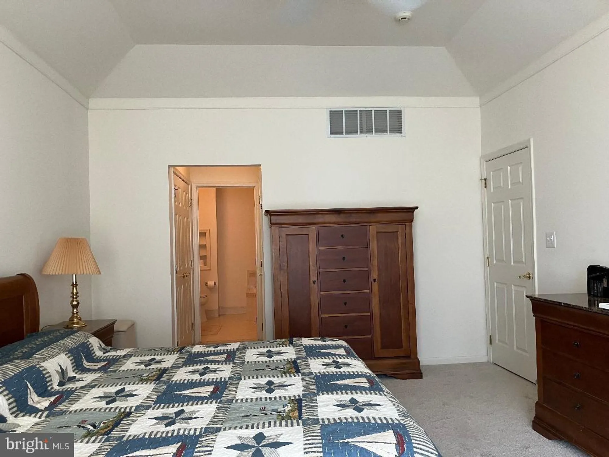 Property Slideshow image 11 of 40 | 213 sugarberry ln, Langhorne, PA, 19047