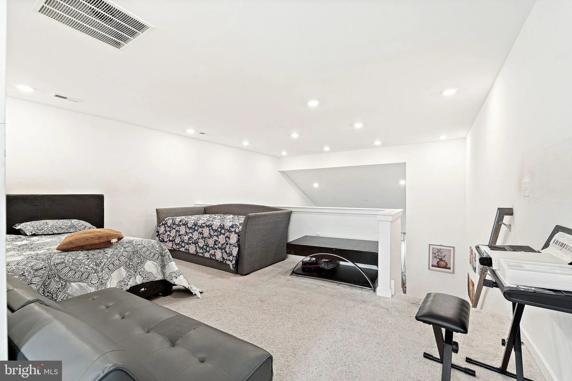 Property Slideshow image 12 of 32 | 23 gulfstream rd, New Egypt, NJ, 08533