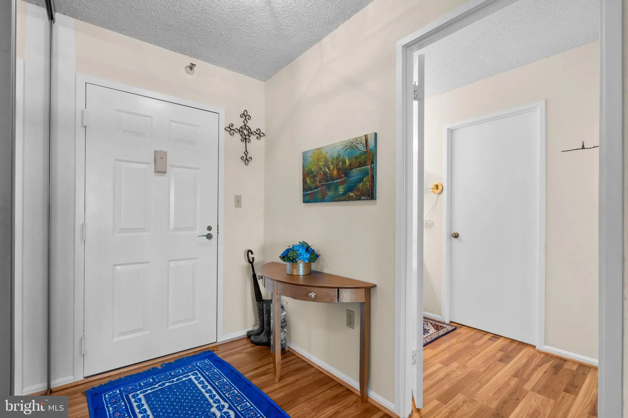 Property Slideshow image 4 of 36 | 15101 interlachen dr 1-1022, Silver Spring, MD, 20906