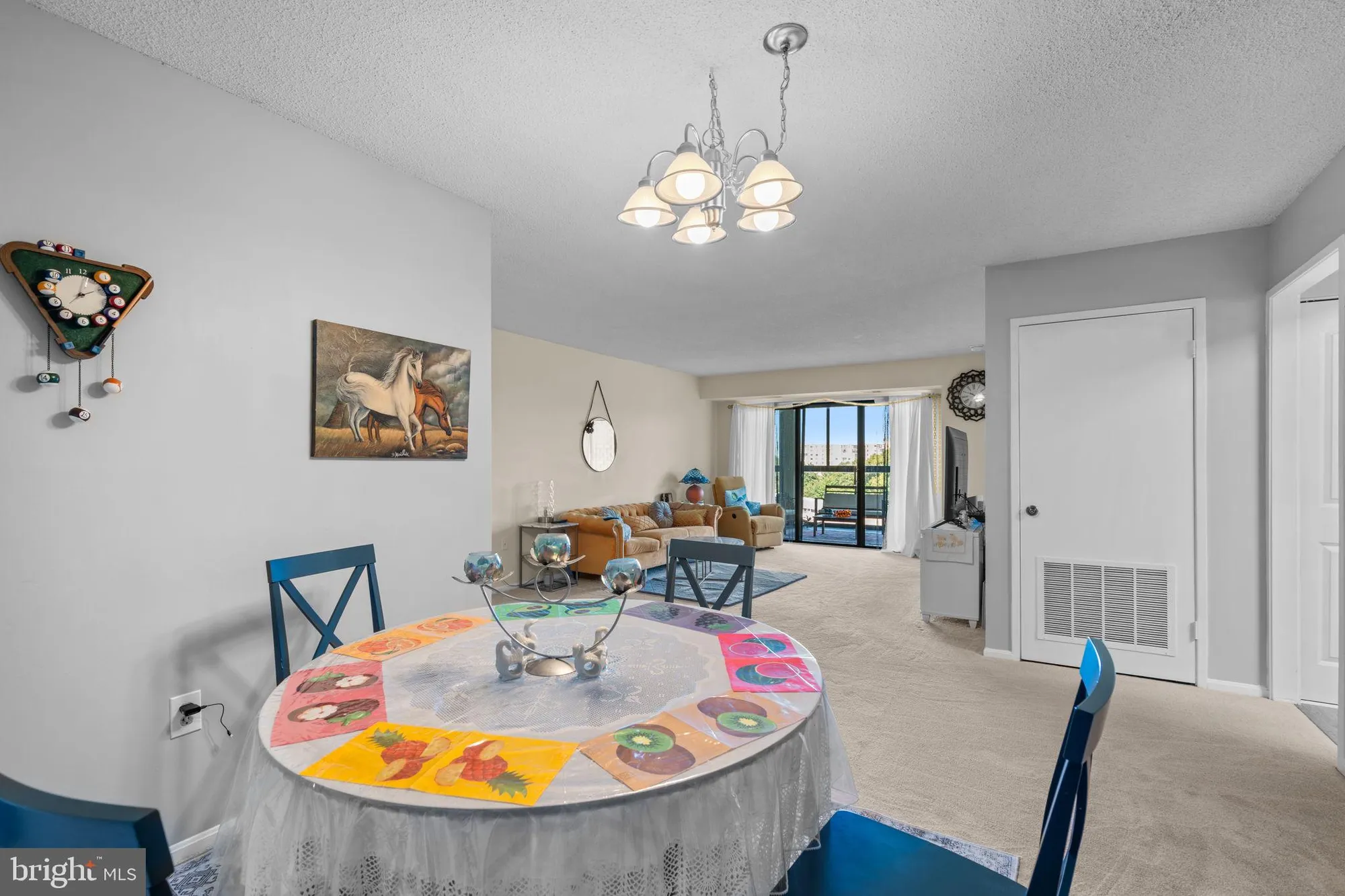 Property Slideshow image 12 of 36 | 15101 interlachen dr 1-1022, Silver Spring, MD, 20906