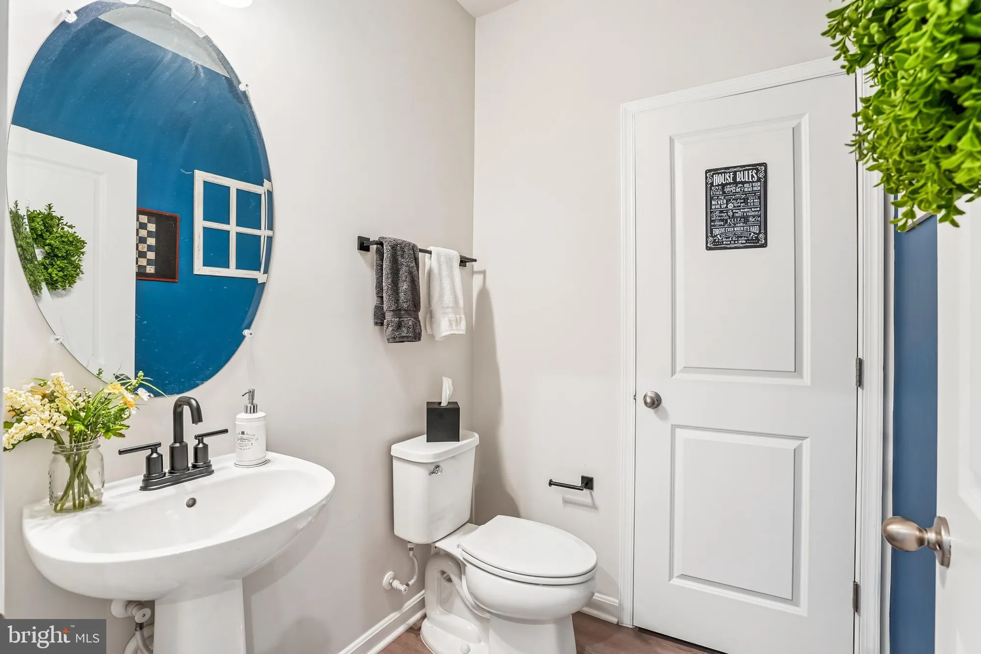 Property Slideshow image 8 of 41 | 3703 havertill ln, Woodbridge, VA, 22193