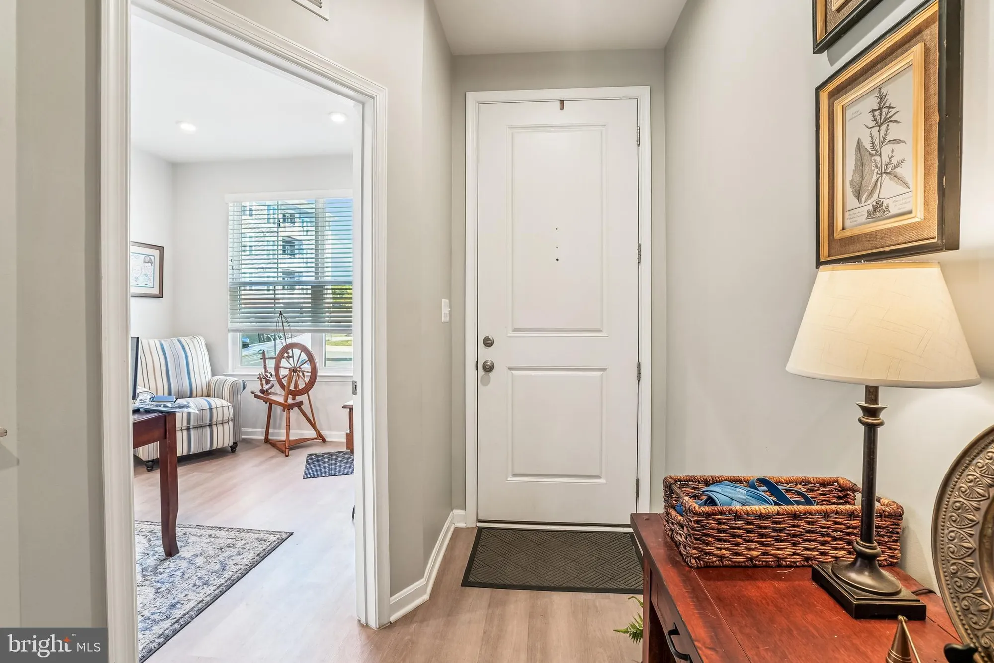 Property Slideshow image 4 of 41 | 3703 havertill ln, Woodbridge, VA, 22193