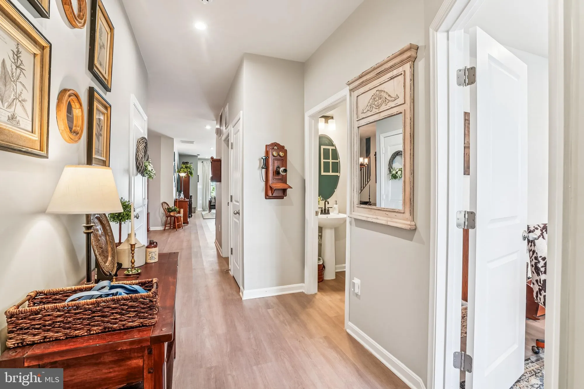 Property Slideshow image 5 of 41 | 3703 havertill ln, Woodbridge, VA, 22193