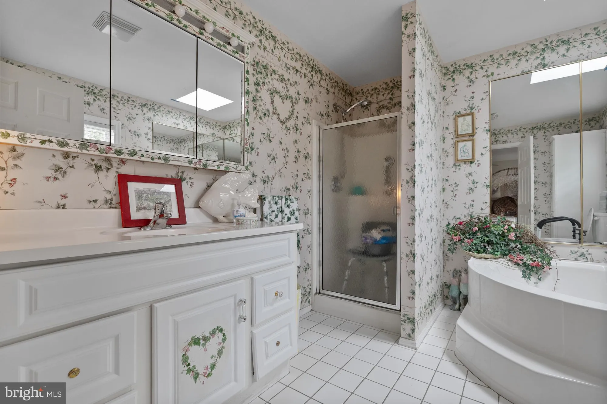 Property Slideshow image 19 of 21 | 277 greenbriar ct, Mays Landing, NJ, 08330