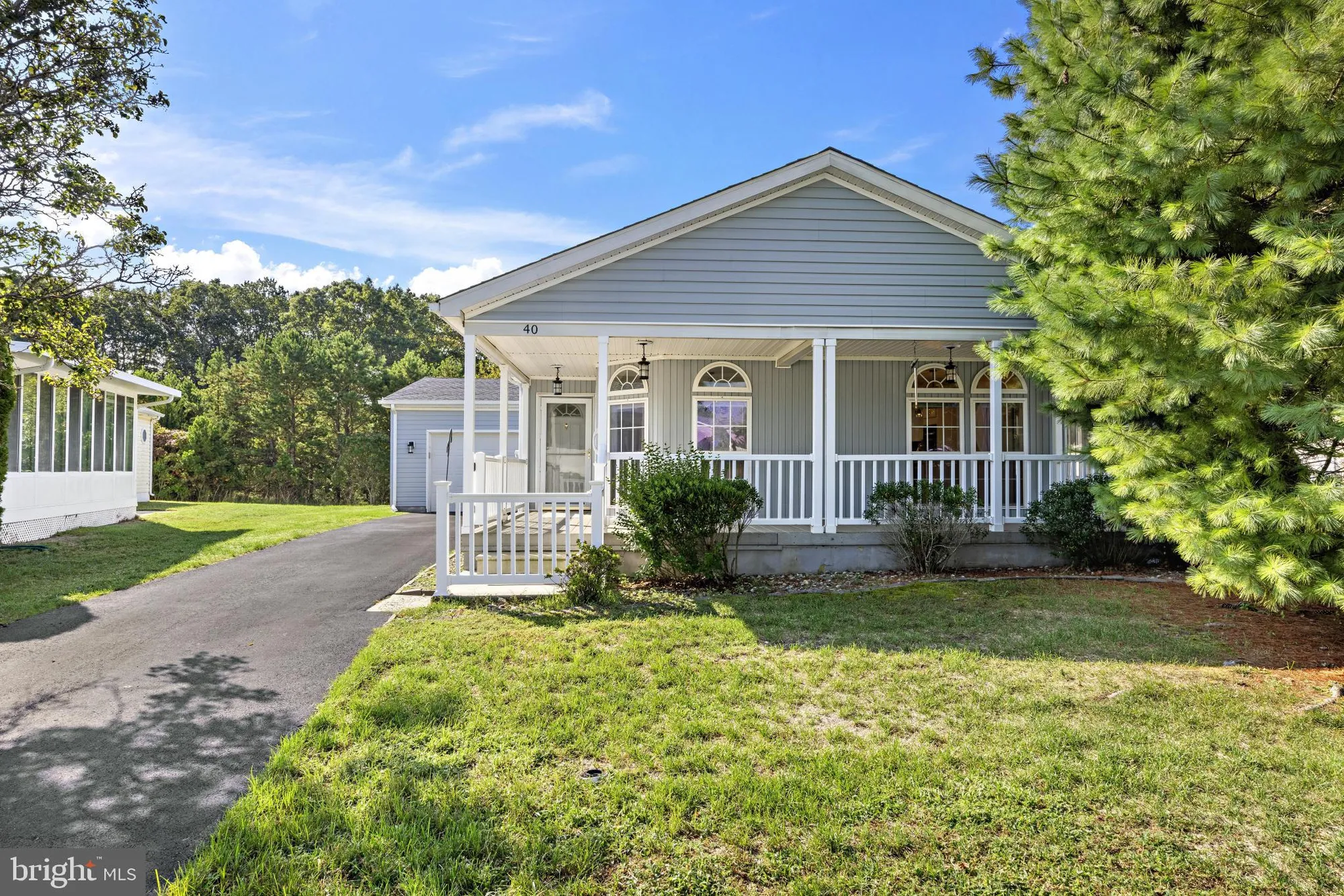 Property Slideshow image 2 of 39 | 40 pine grove ave, Manahawkin, NJ, 08050