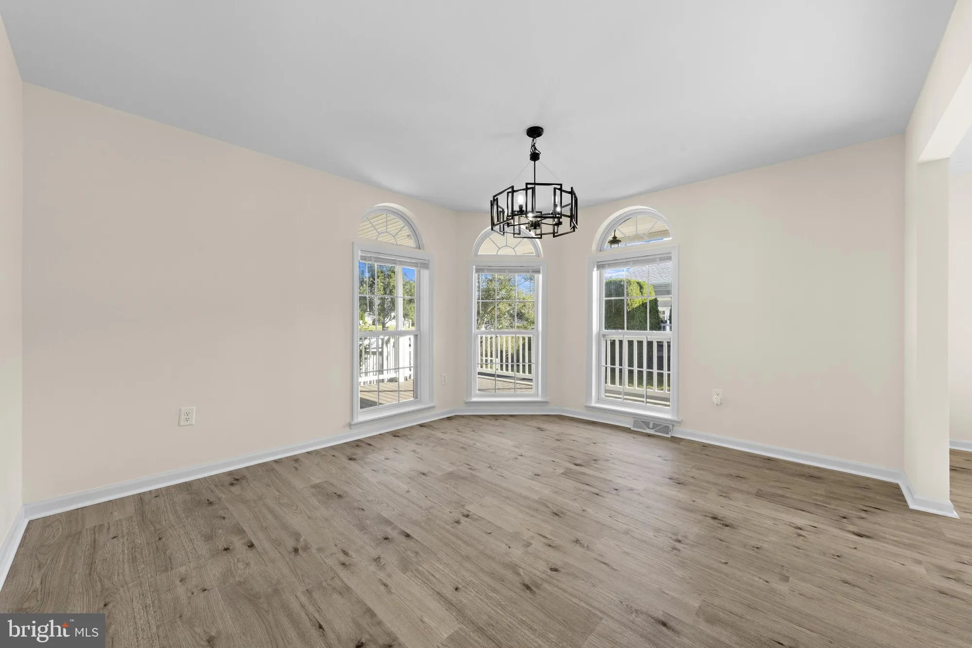 Property Slideshow image 14 of 39 | 40 pine grove ave, Manahawkin, NJ, 08050