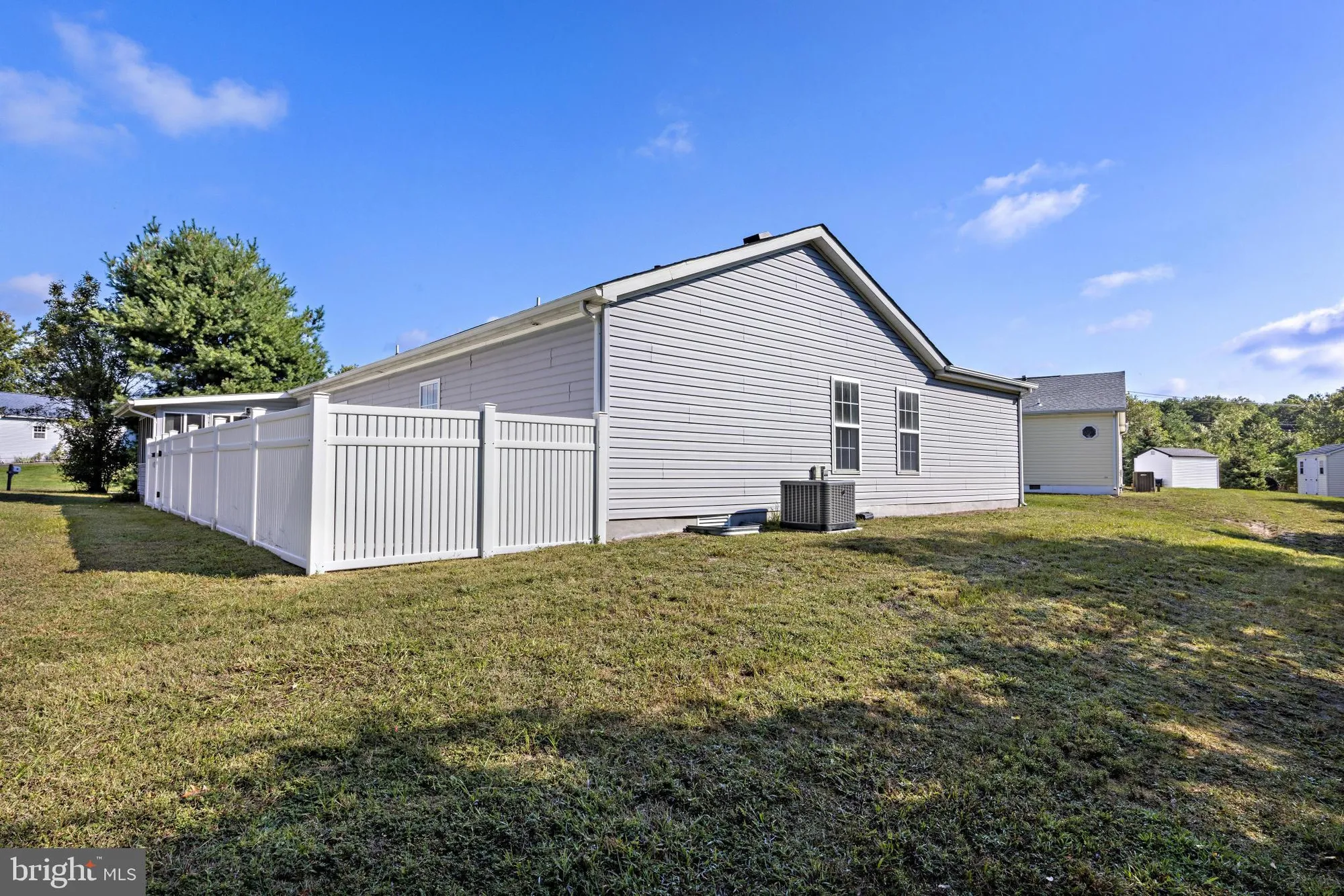 Property Slideshow image 38 of 39 | 40 pine grove ave, Manahawkin, NJ, 08050