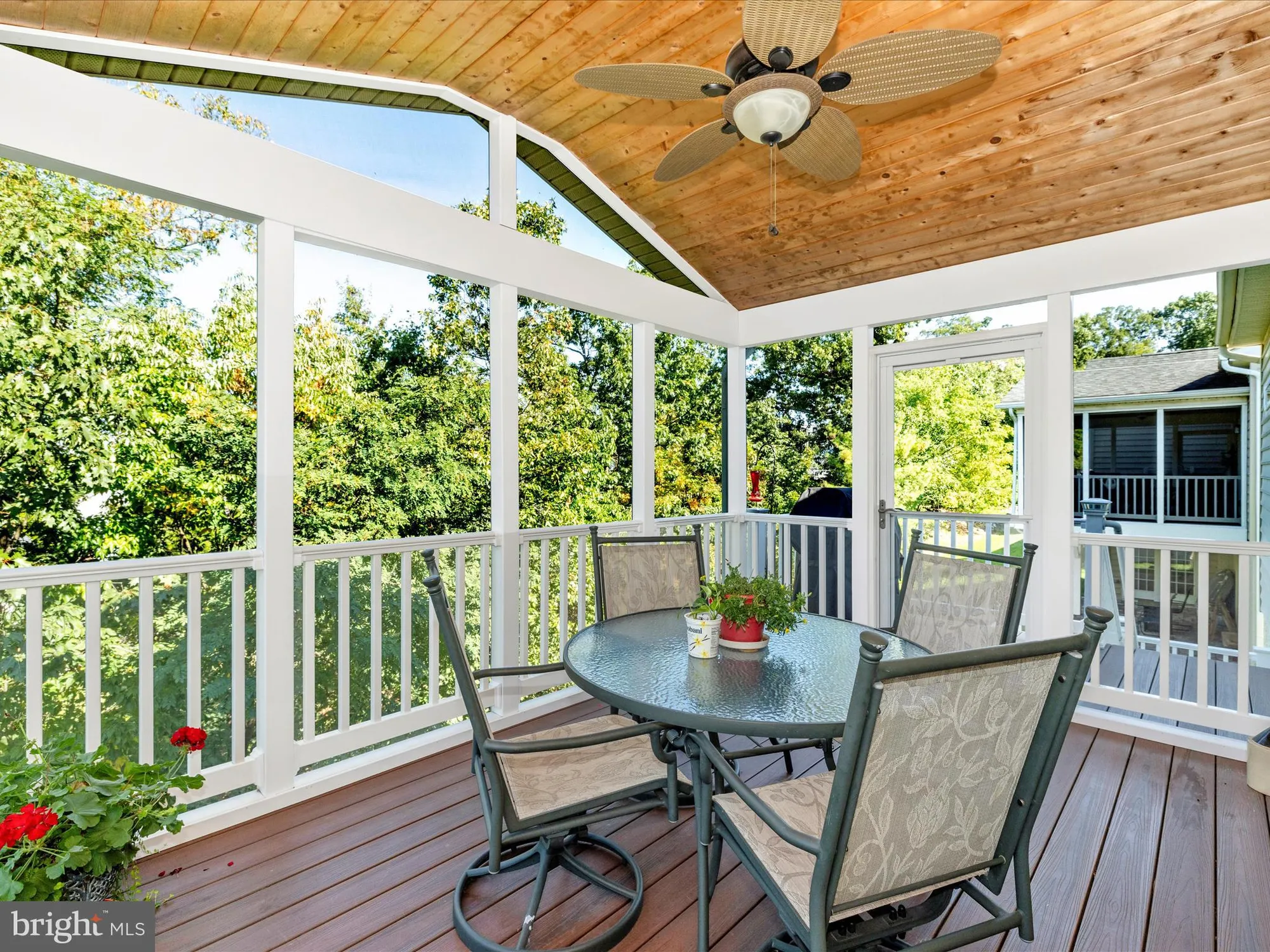 Property Slideshow image 5 of 60 | 5948 jacobean pl, New Market, MD, 21774