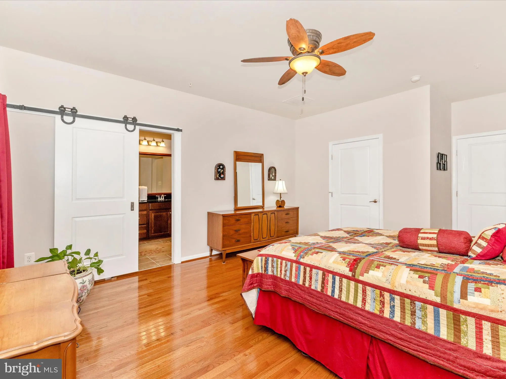 Property Slideshow image 25 of 60 | 5948 jacobean pl, New Market, MD, 21774