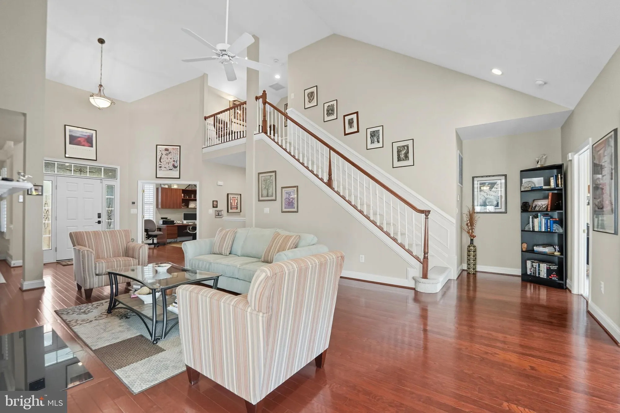 Property Slideshow image 8 of 64 | 6135 ferrier ct, Gainesville, VA, 20155