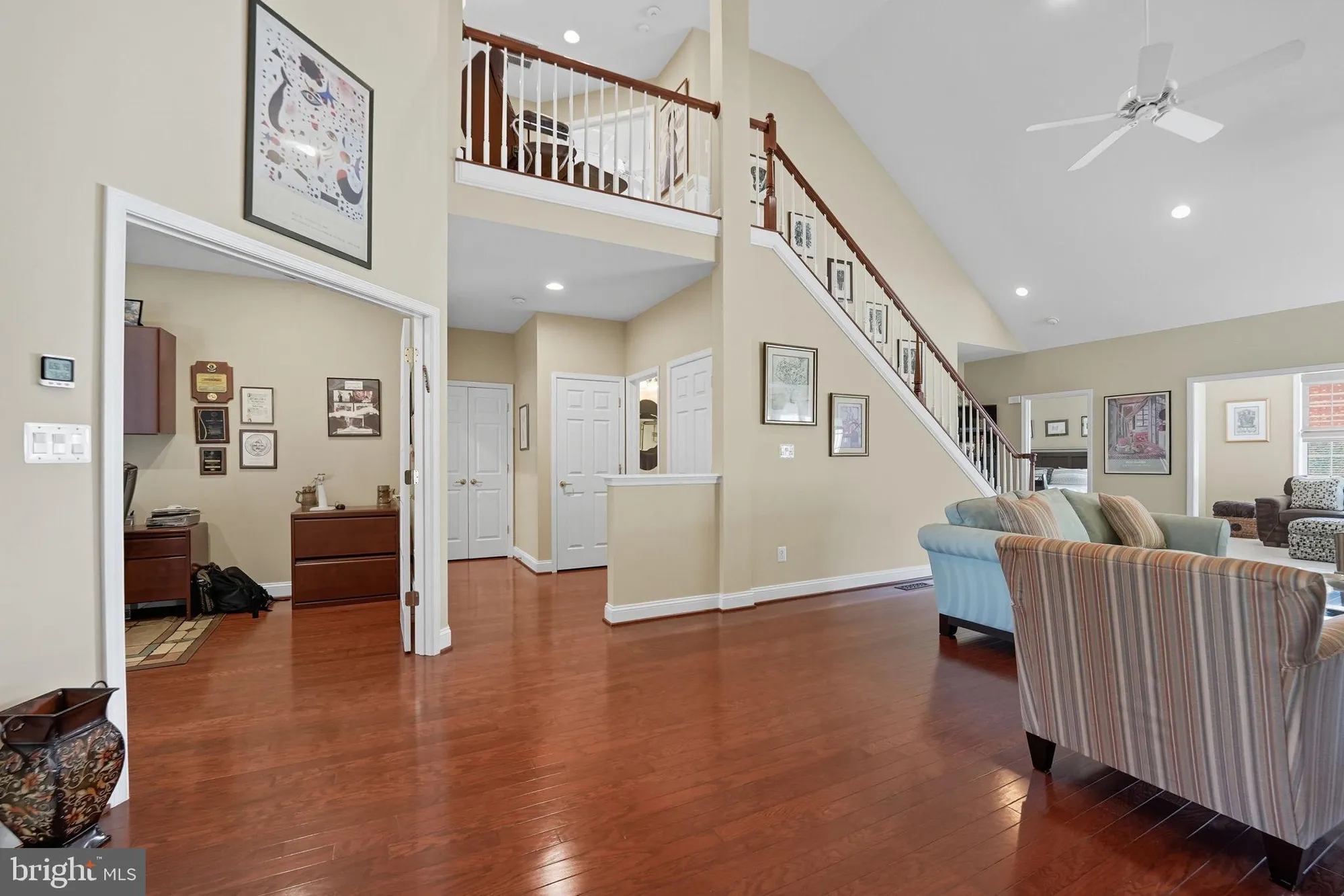 Property Slideshow image 4 of 64 | 6135 ferrier ct, Gainesville, VA, 20155