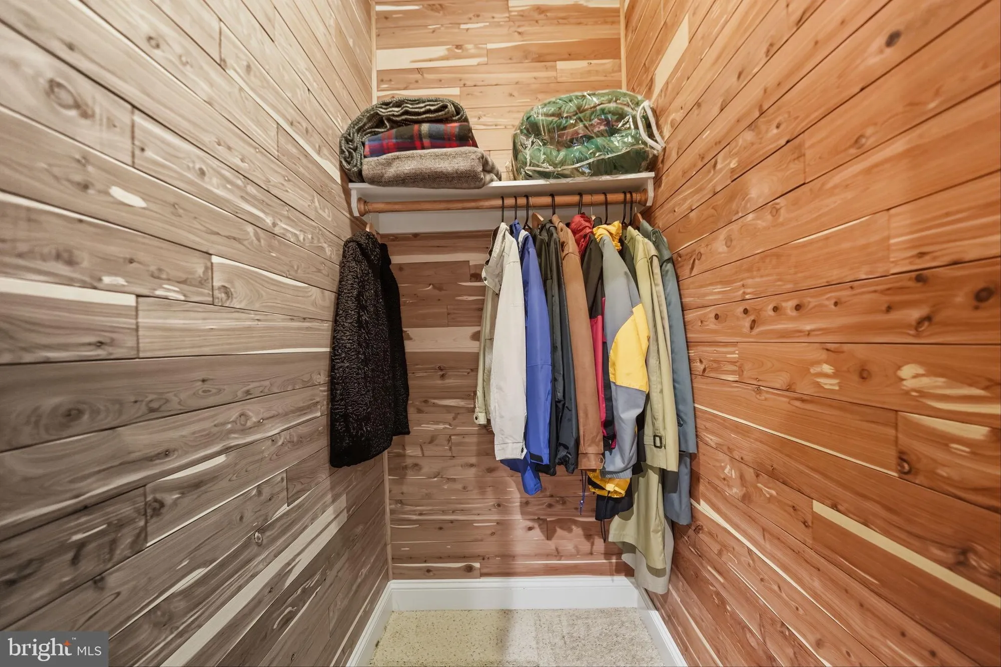 Property Slideshow image 45 of 64 | 6135 ferrier ct, Gainesville, VA, 20155