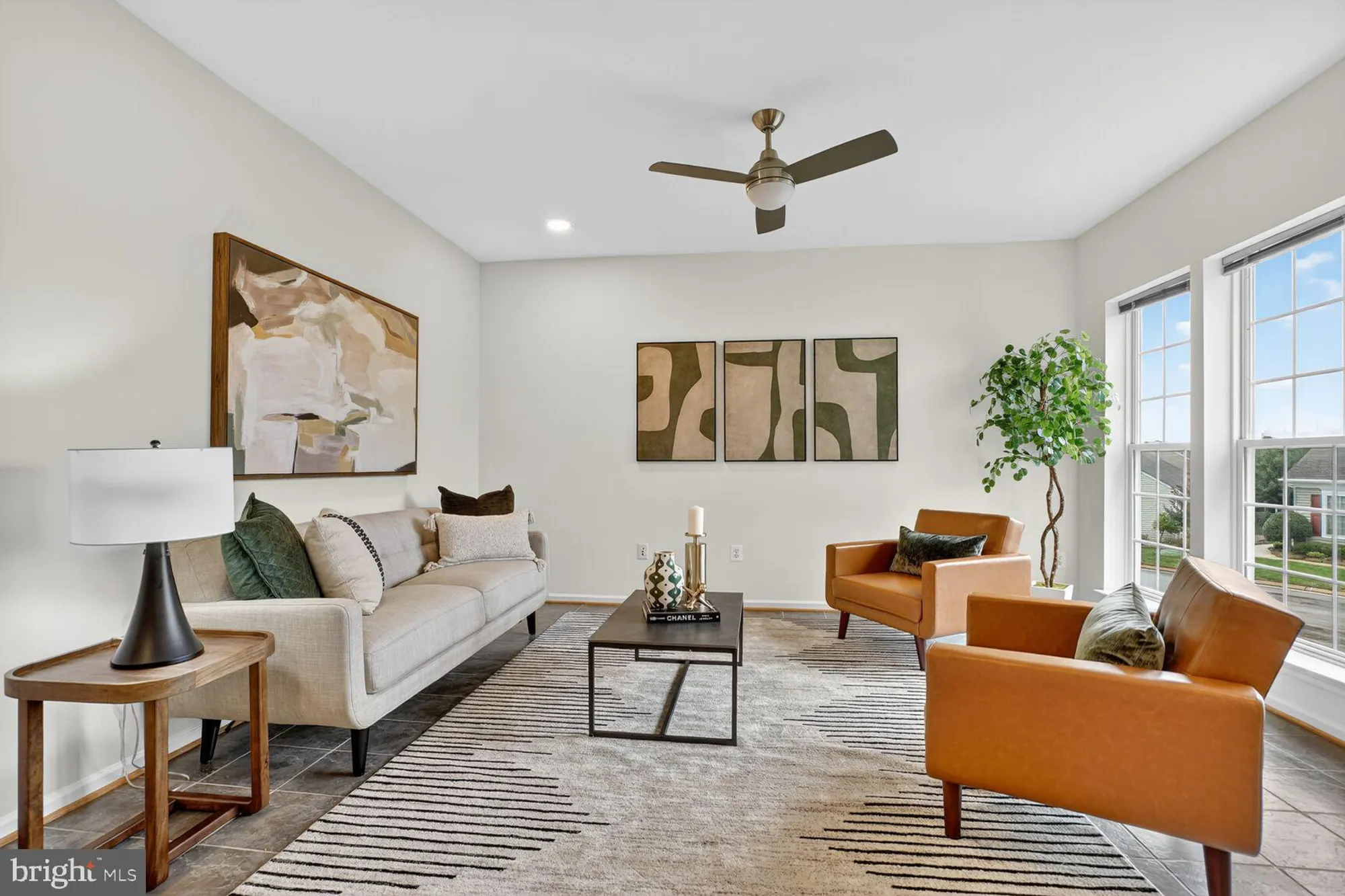 Property Slideshow image 11 of 37 | 1994 penfold ct, Woodbridge, VA, 22192