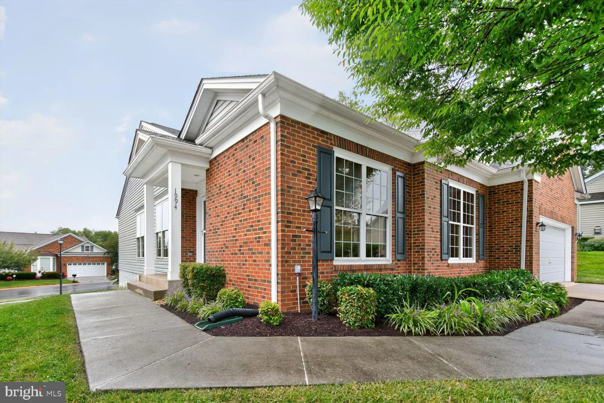 Property Slideshow image 32 of 37 | 1994 penfold ct, Woodbridge, VA, 22192