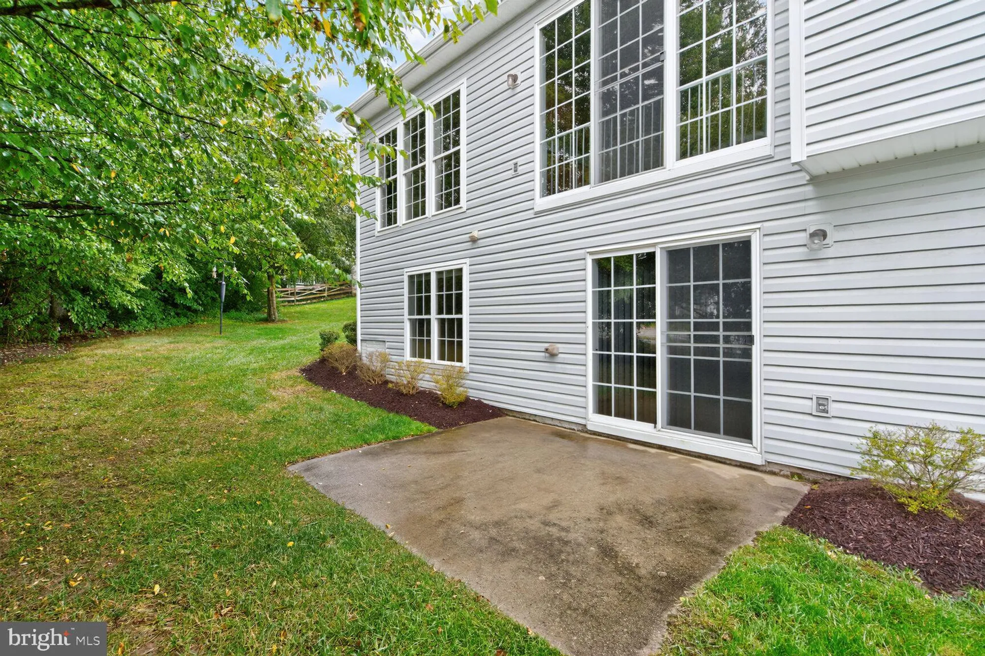 Property Slideshow image 33 of 37 | 1994 penfold ct, Woodbridge, VA, 22192