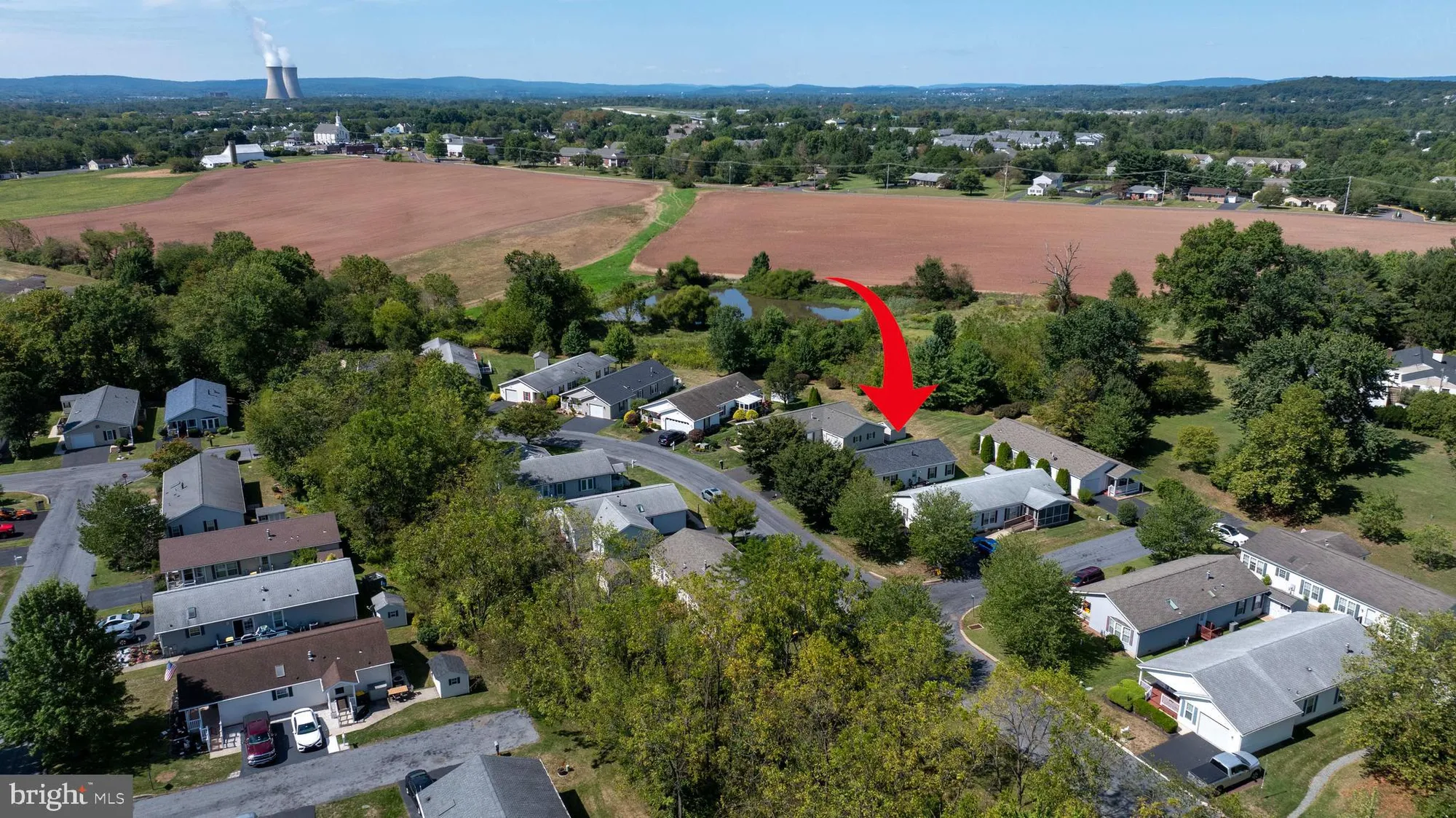 Property Slideshow image 24 of 30 | 609 village way, Royersford, PA, 19468