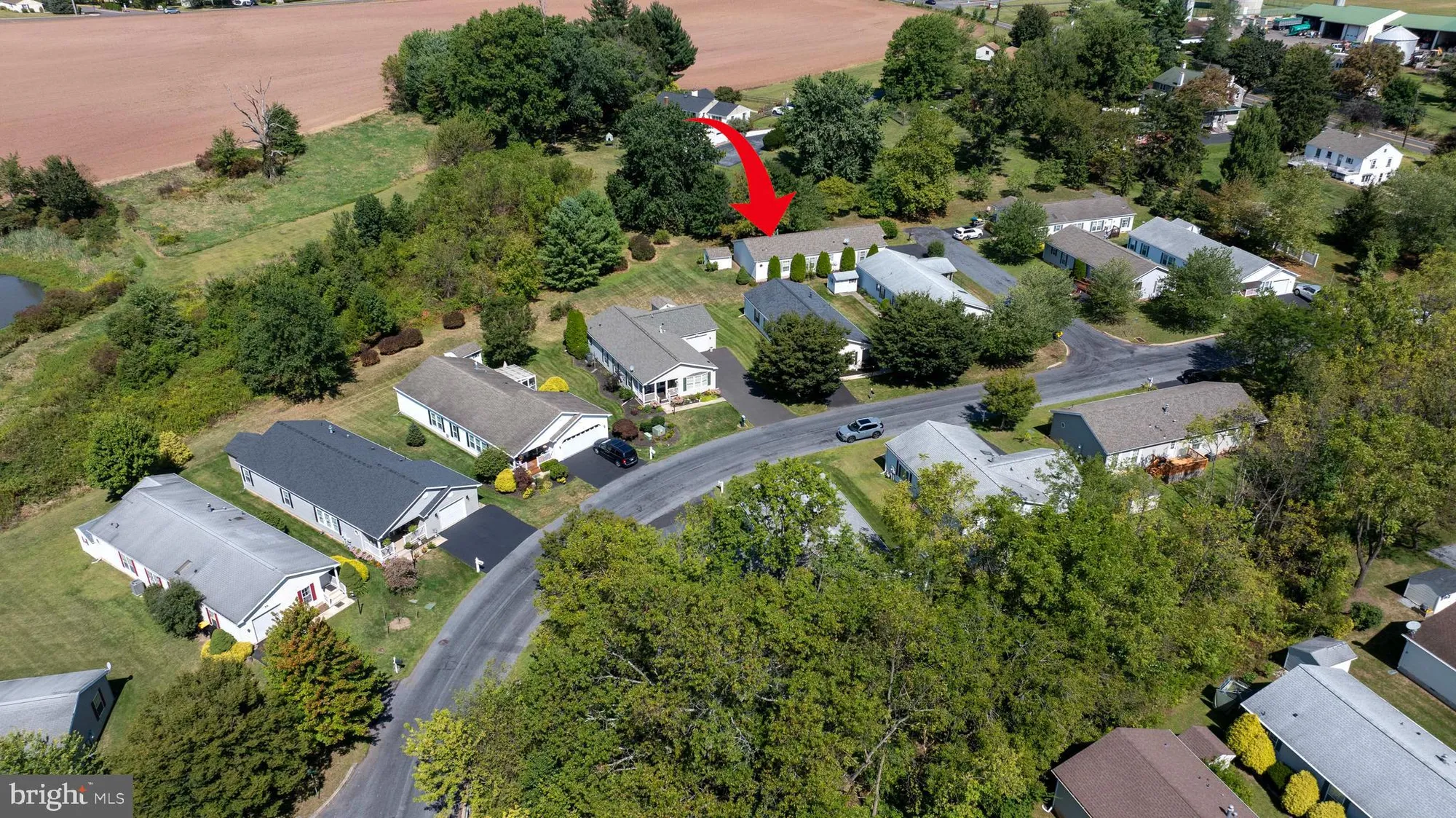 Property Slideshow image 25 of 30 | 609 village way, Royersford, PA, 19468