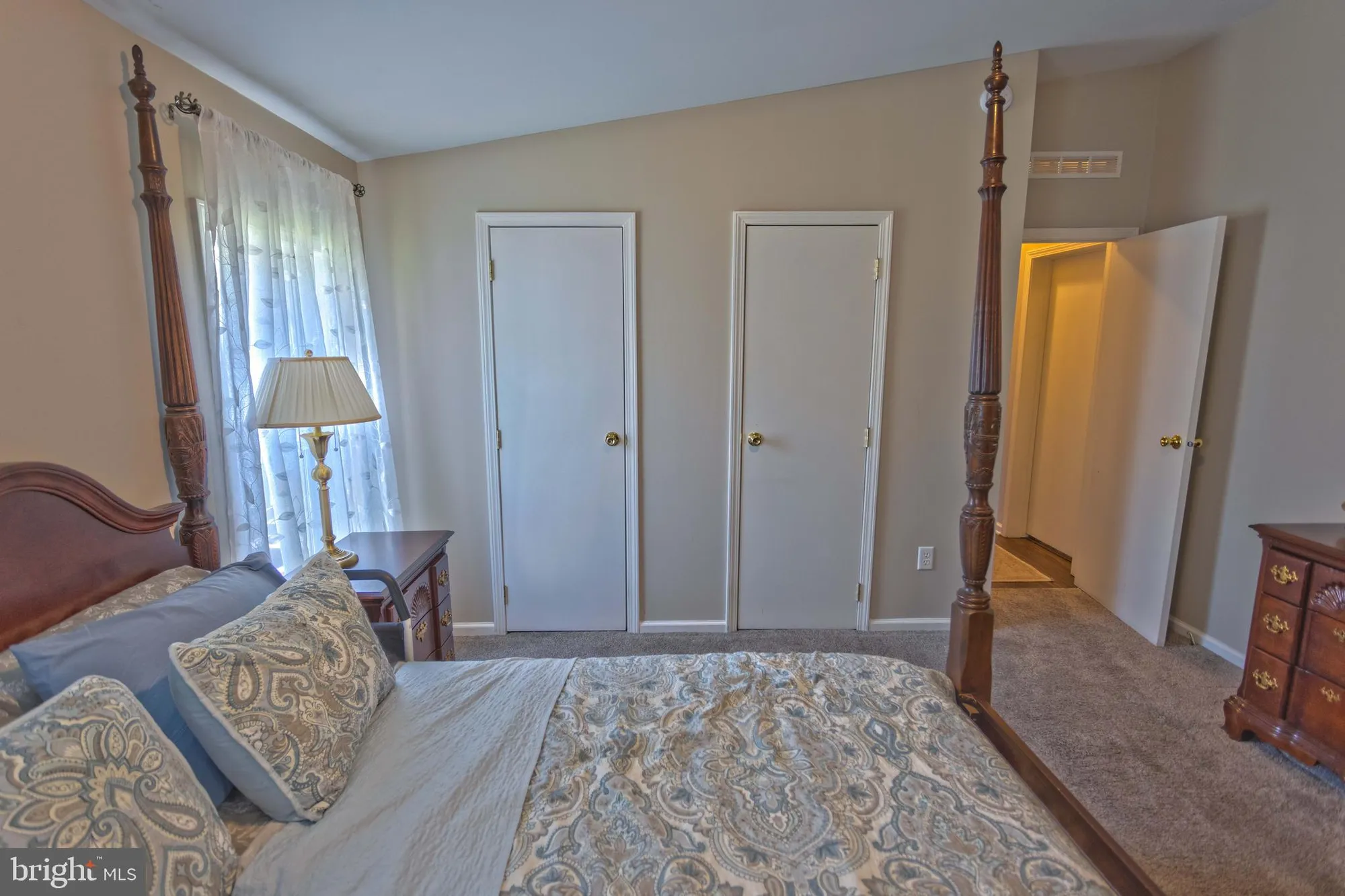 Property Slideshow image 15 of 30 | 609 village way, Royersford, PA, 19468